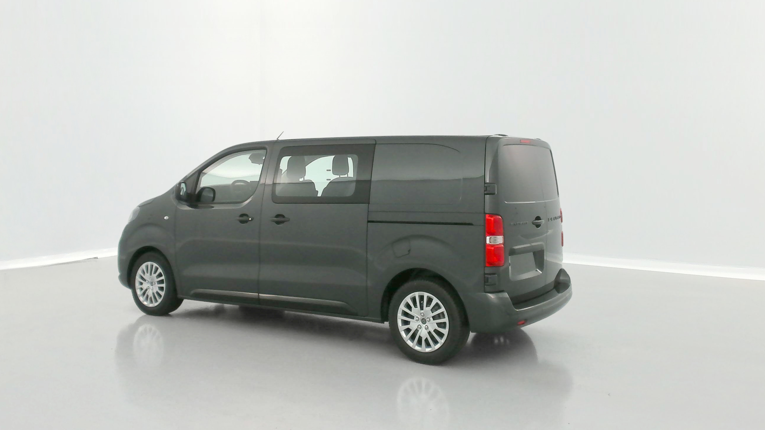 GLI00010298_p53 - PEUGEOT - EXPERT CA - 2025 - photo 20