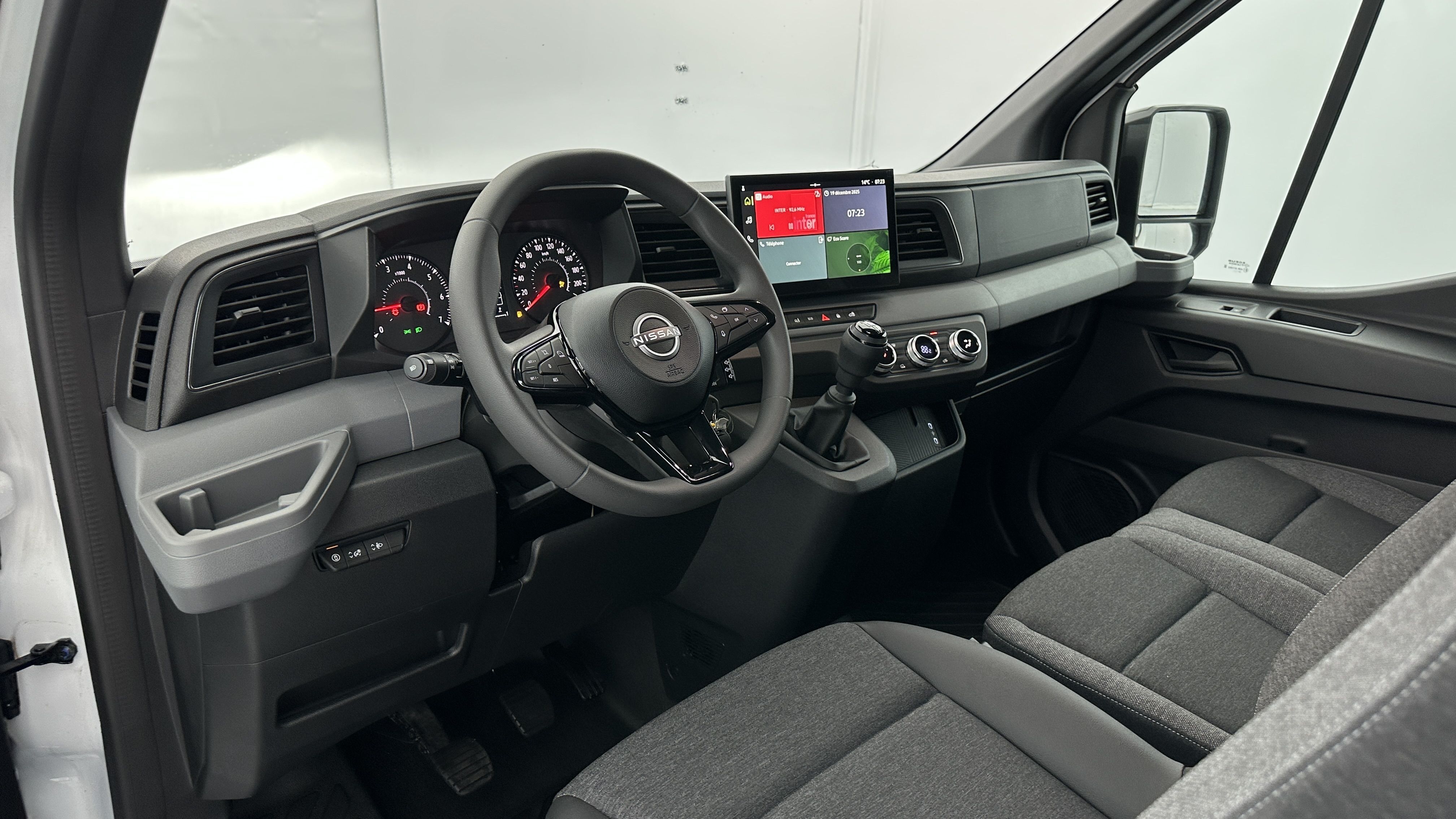 GLI00011237_p53 - NISSAN - INTERSTAR - 2025 - photo 6