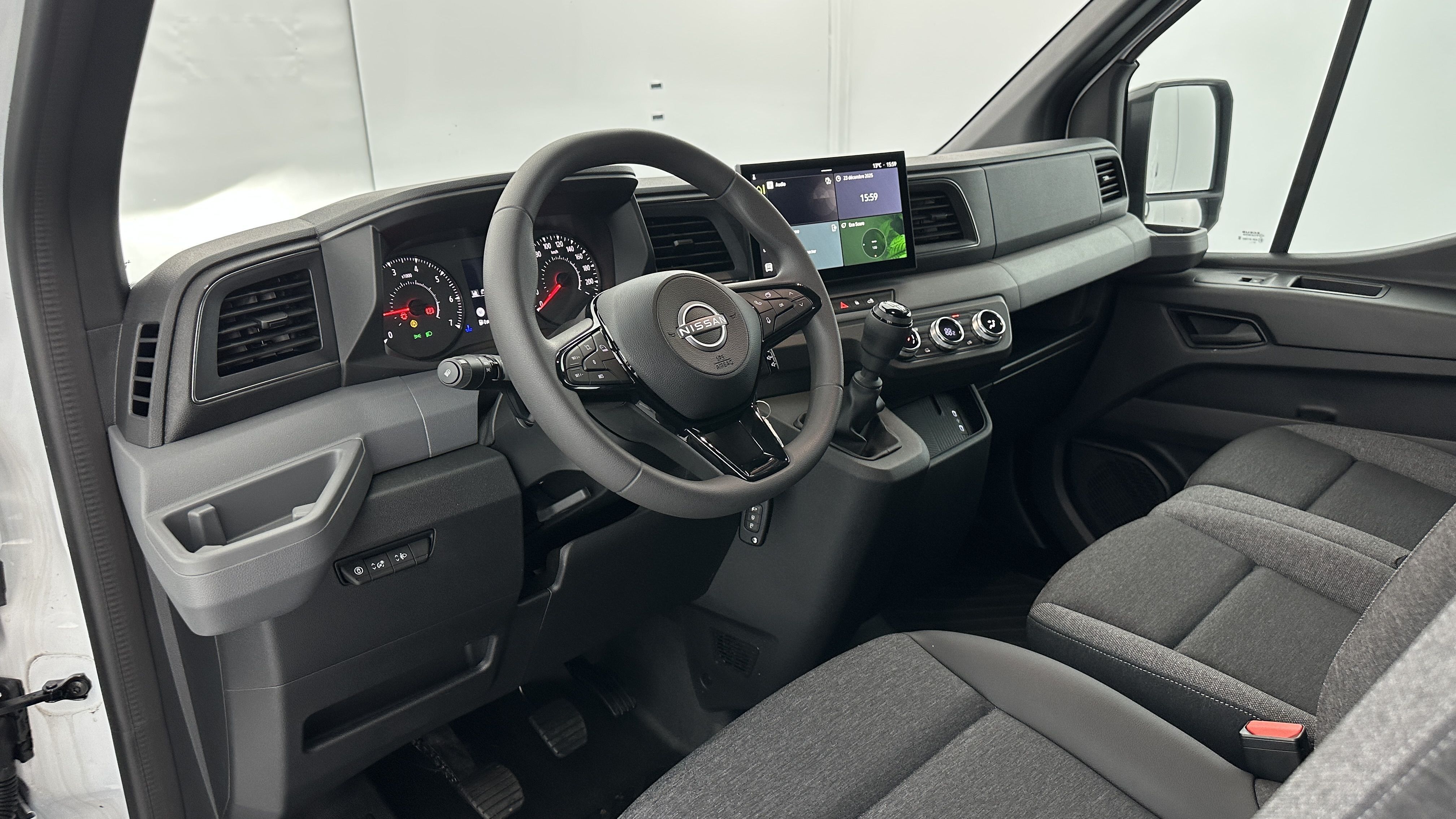 GLI00011217_p53 - NISSAN - INTERSTAR - 2025 - photo 6