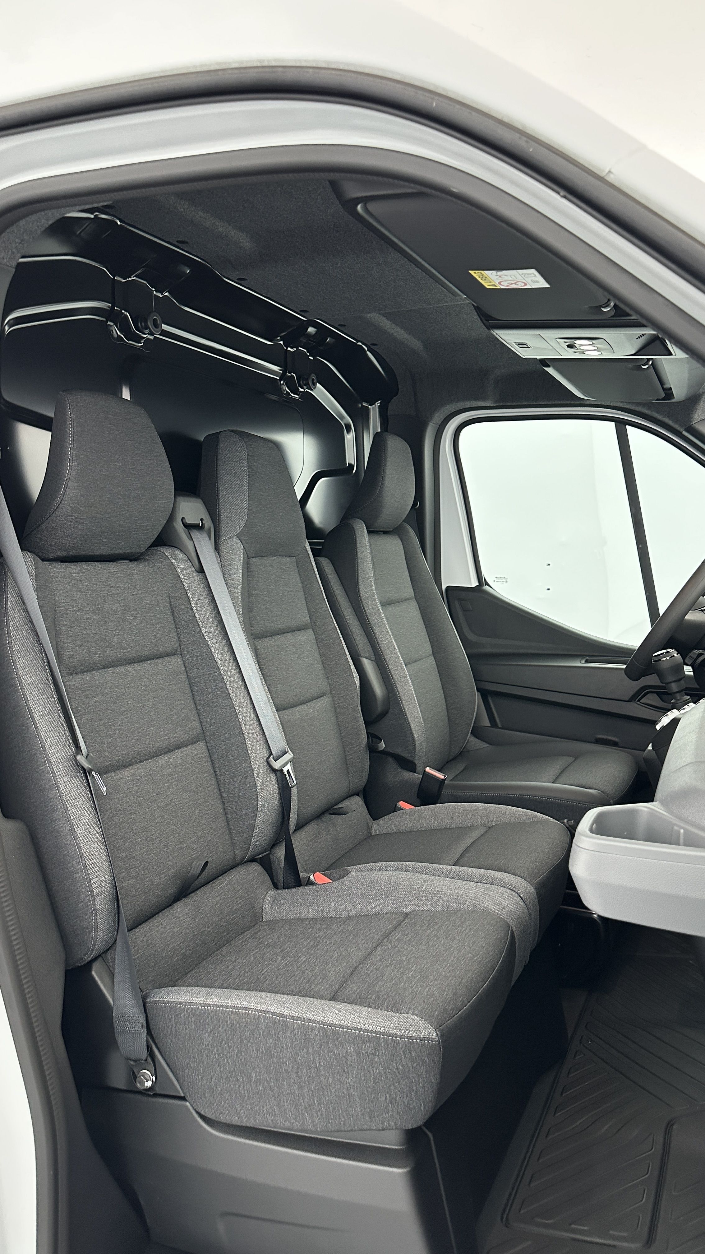 GLI00011217_p53 - NISSAN - INTERSTAR - 2025 - photo 12