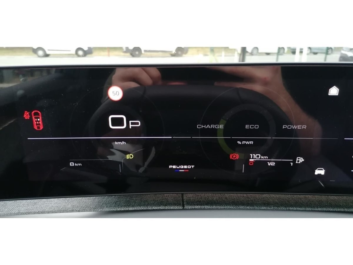 368429_p2 - PEUGEOT - 3008 - 2025 - photo 9
