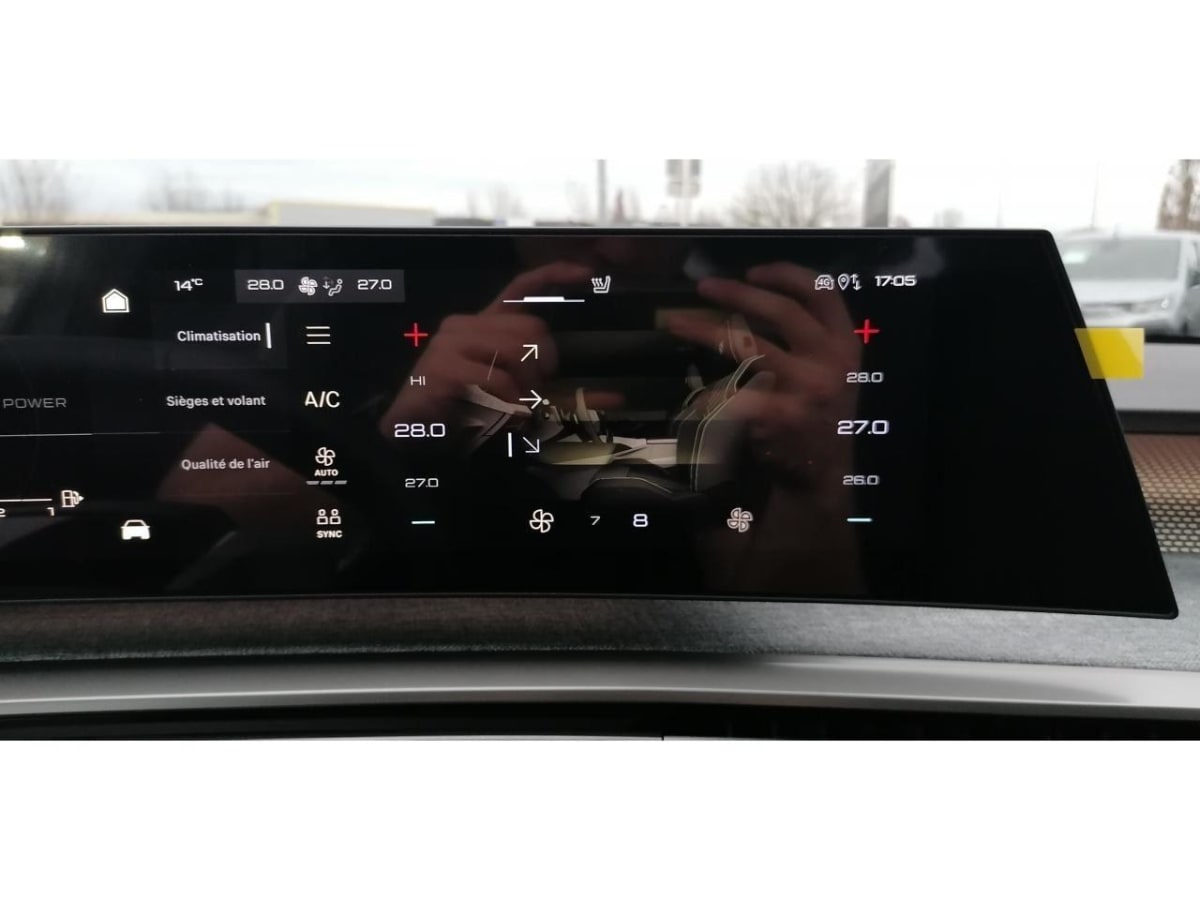 368429_p2 - PEUGEOT - 3008 - 2025 - photo 10