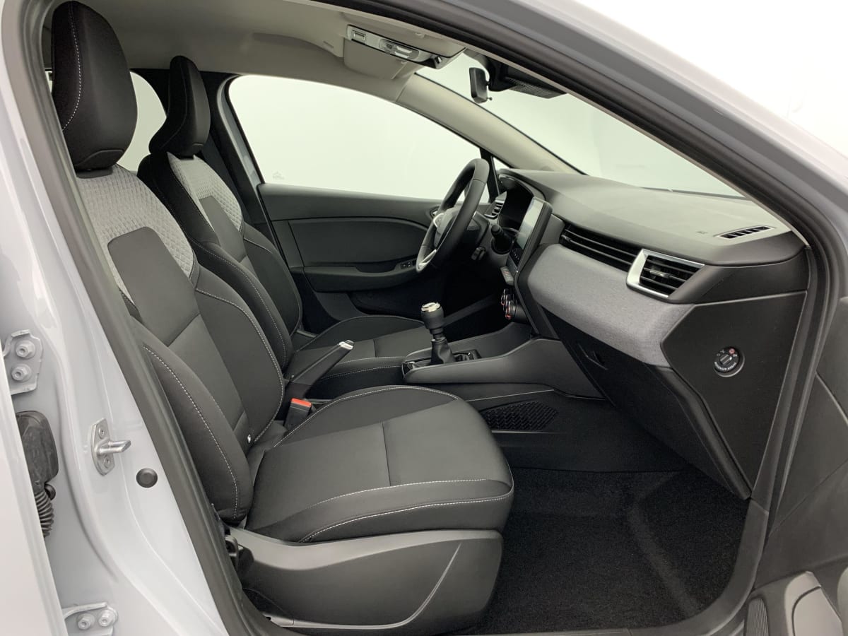 361838_p2 - RENAULT - CLIO 5 - 2025 - photo 9