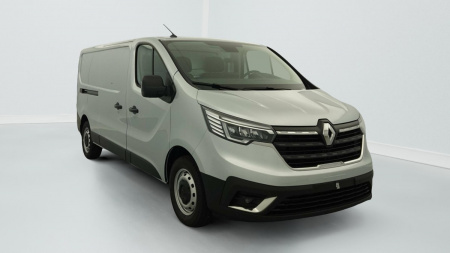 373317_p2 - RENAULT - TRAFIC - 2025