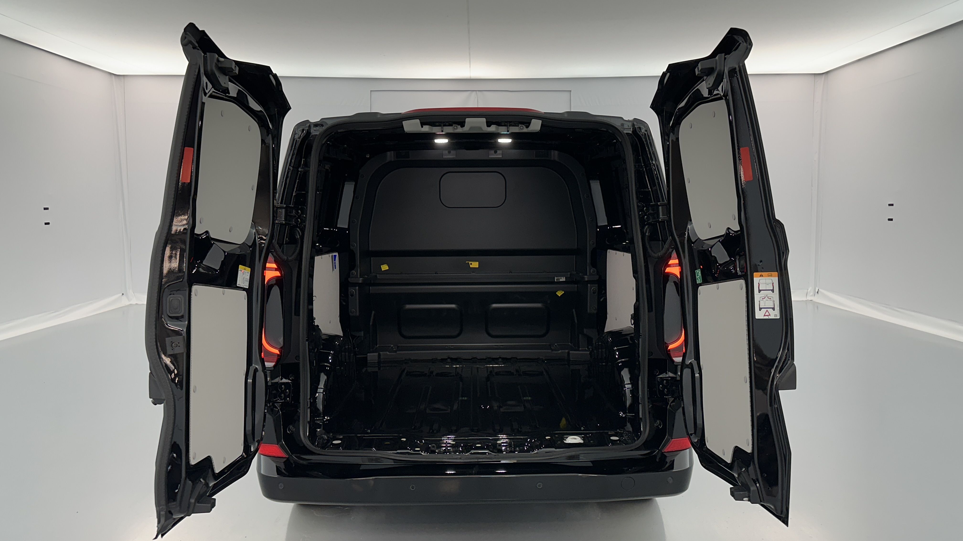 GLI00007501_p53 - VOLKSWAGEN - TRANSPORTER PROCAB - 2025 - photo 10