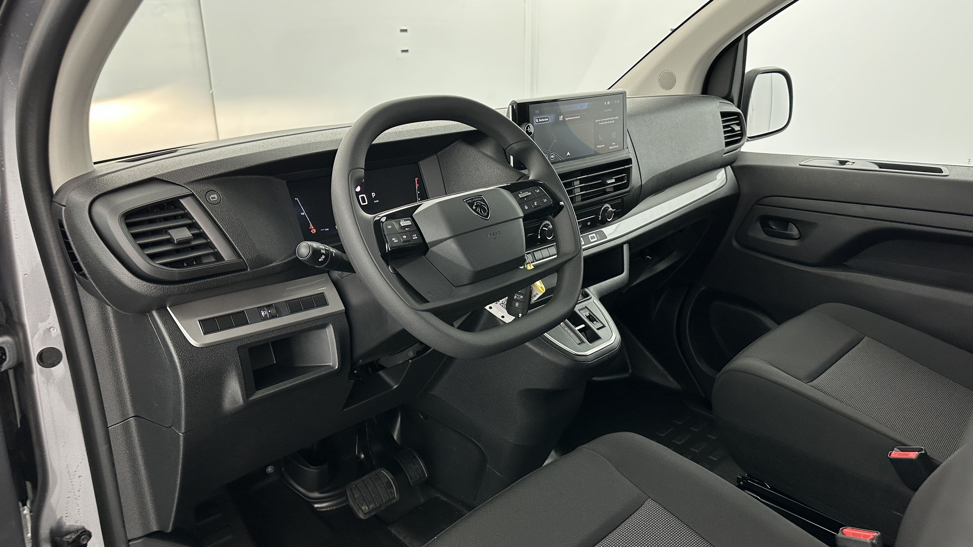 GLI00010592_p53 - PEUGEOT - EXPERT CA - 2025 - photo 6