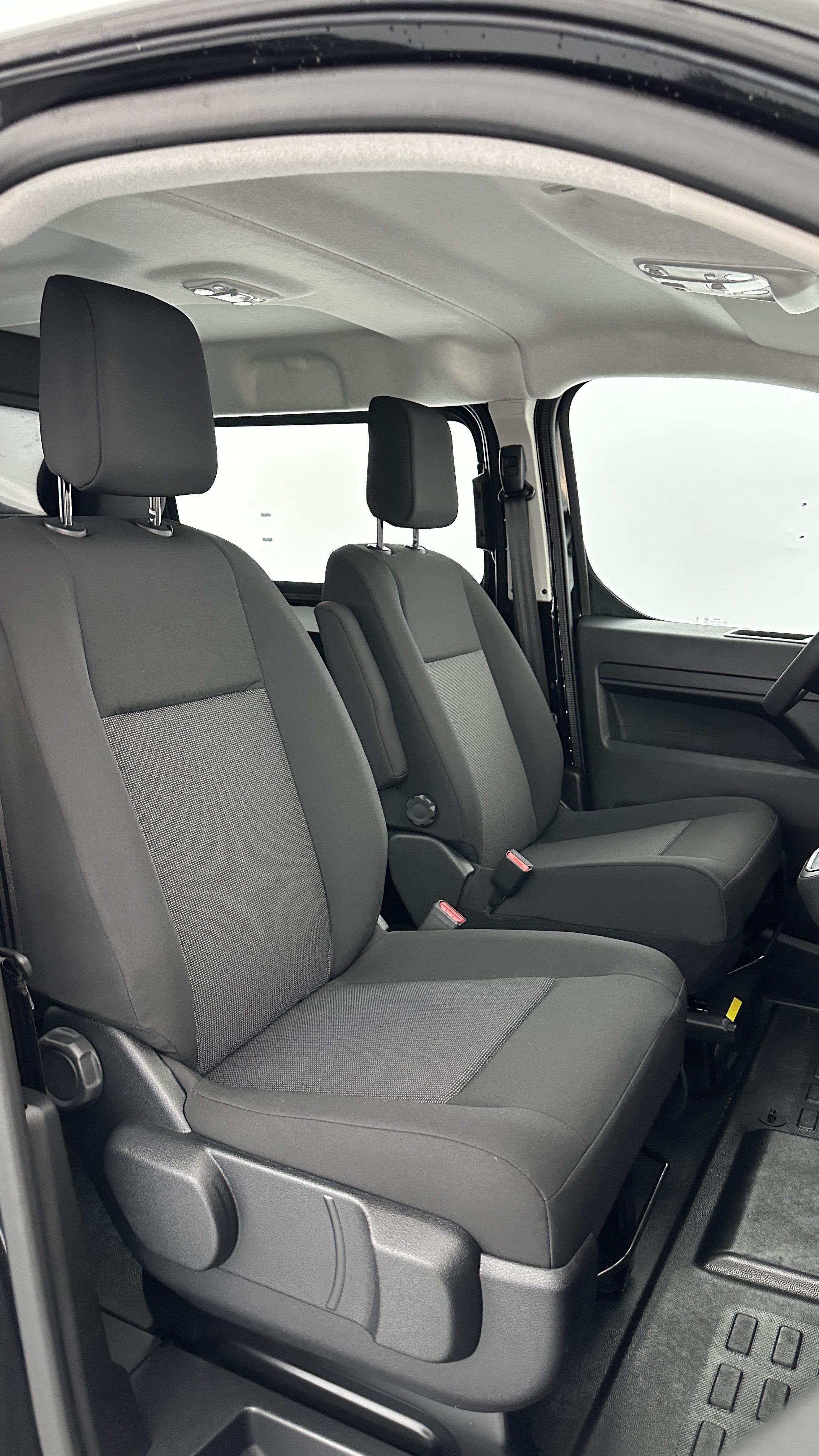 GLI00010512_p53 - PEUGEOT - EXPERT CA - 2025 - photo 13