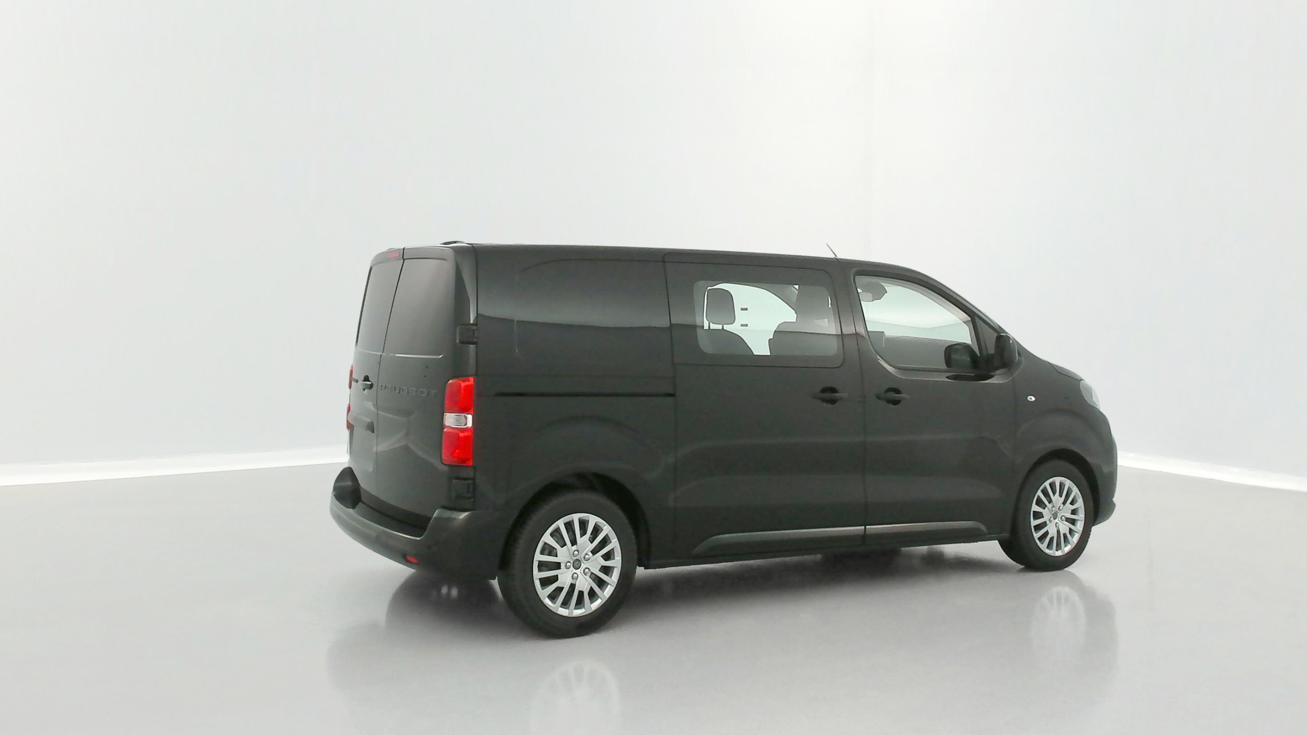 GLI00010512_p53 - PEUGEOT - EXPERT CA - 2025 - photo 22