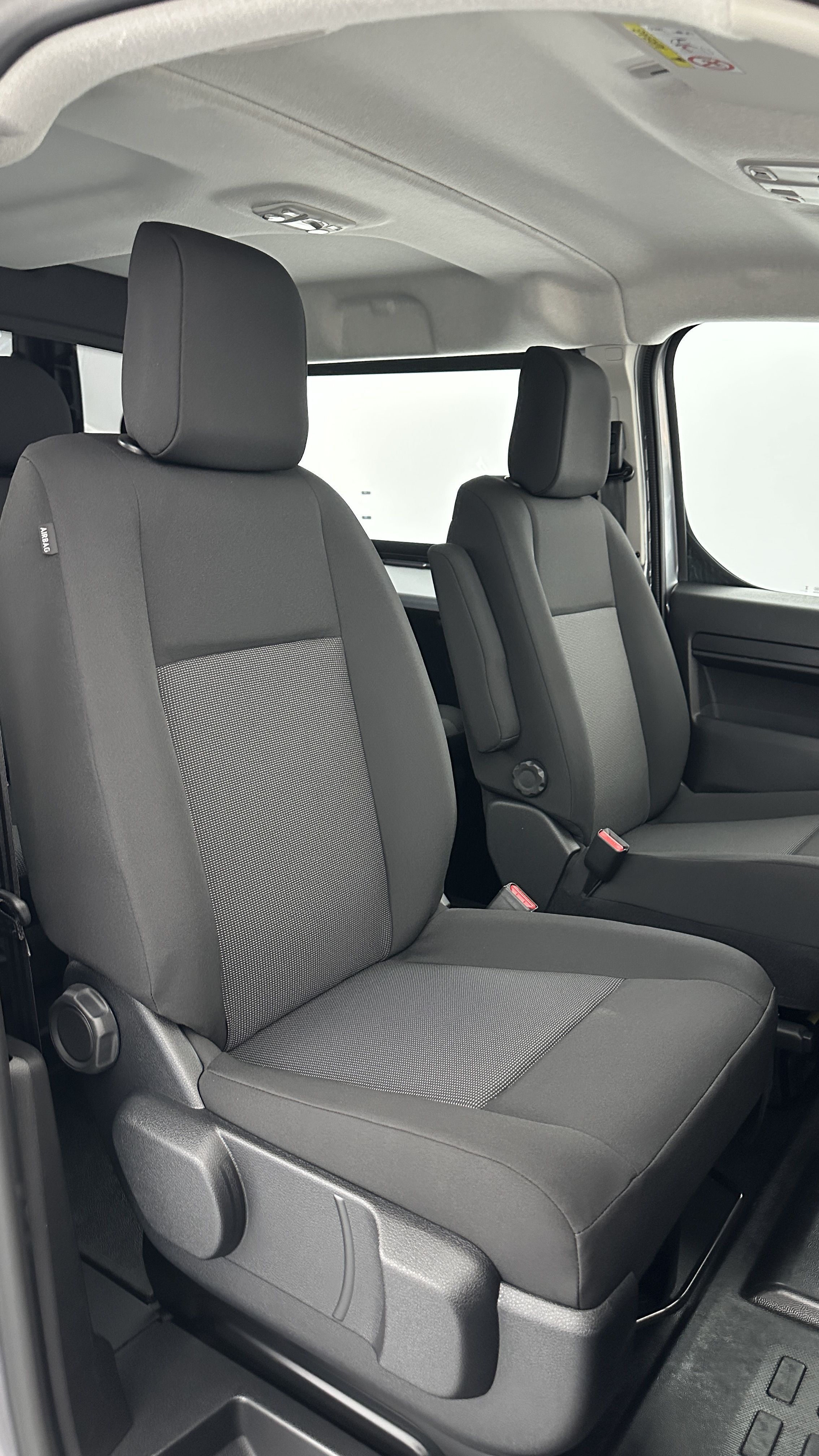 GLI00010622_p53 - PEUGEOT - EXPERT CA - 2025 - photo 13