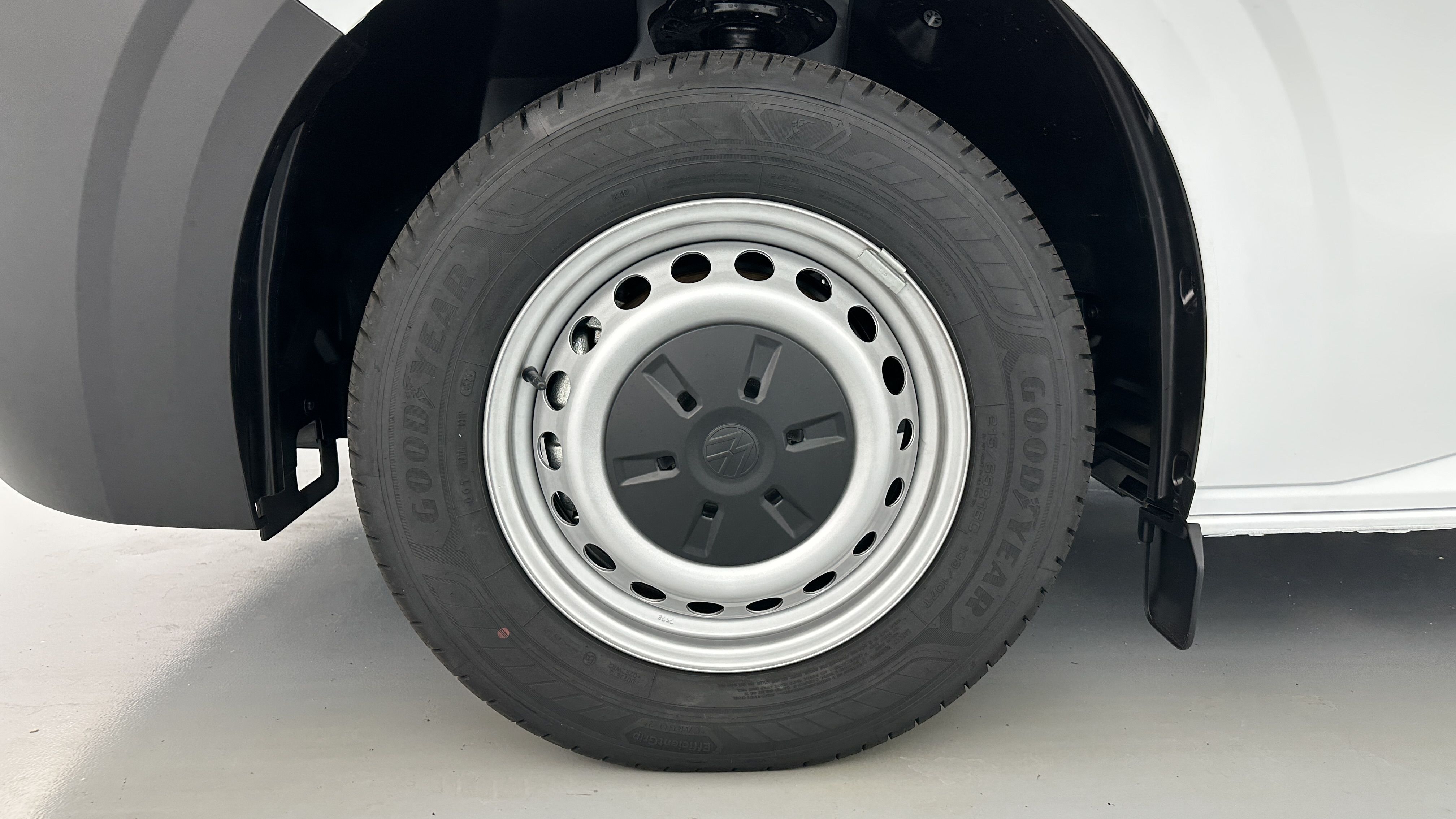 GLI00007686_p53 - VOLKSWAGEN - TRANSPORTER - 2025 - photo 10