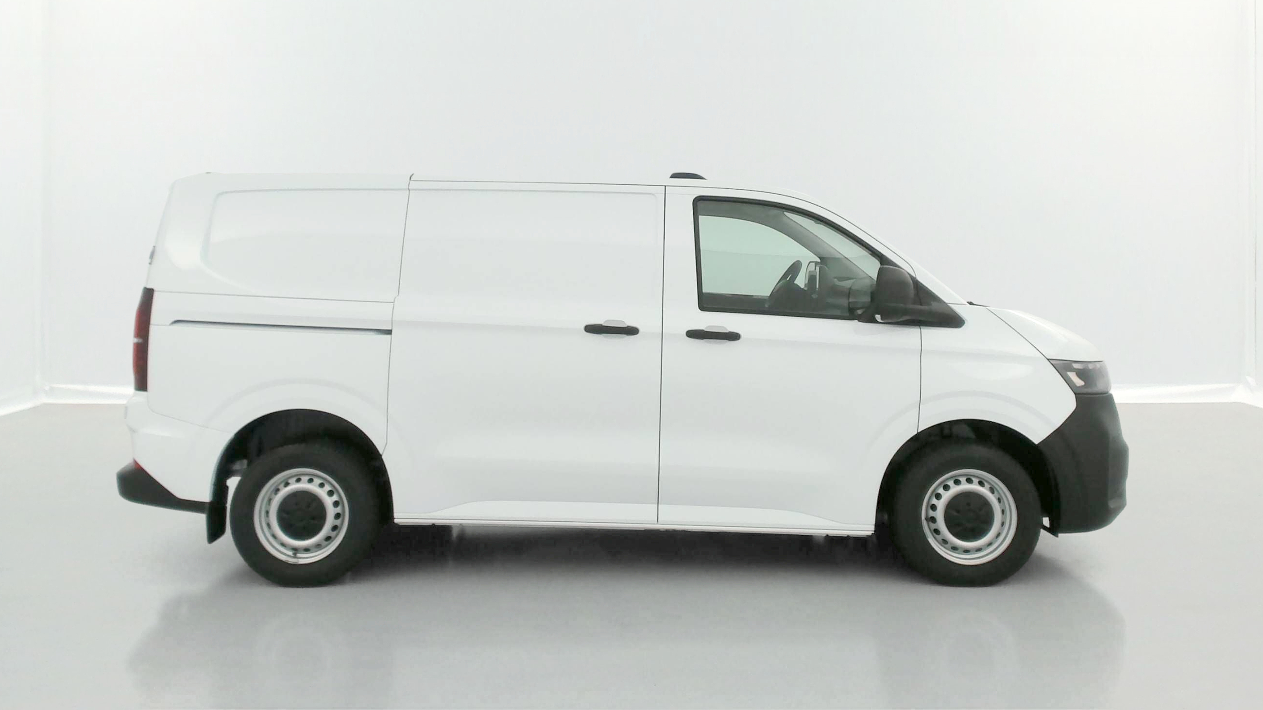 GLI00007686_p53 - VOLKSWAGEN - TRANSPORTER - 2025 - photo 20