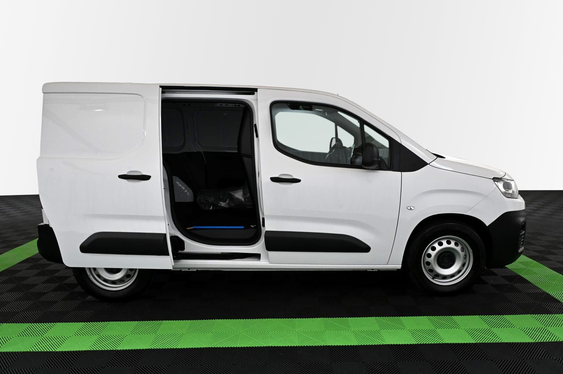 18892_p35 - CITROEN - BERLINGO - 2024 - photo 8