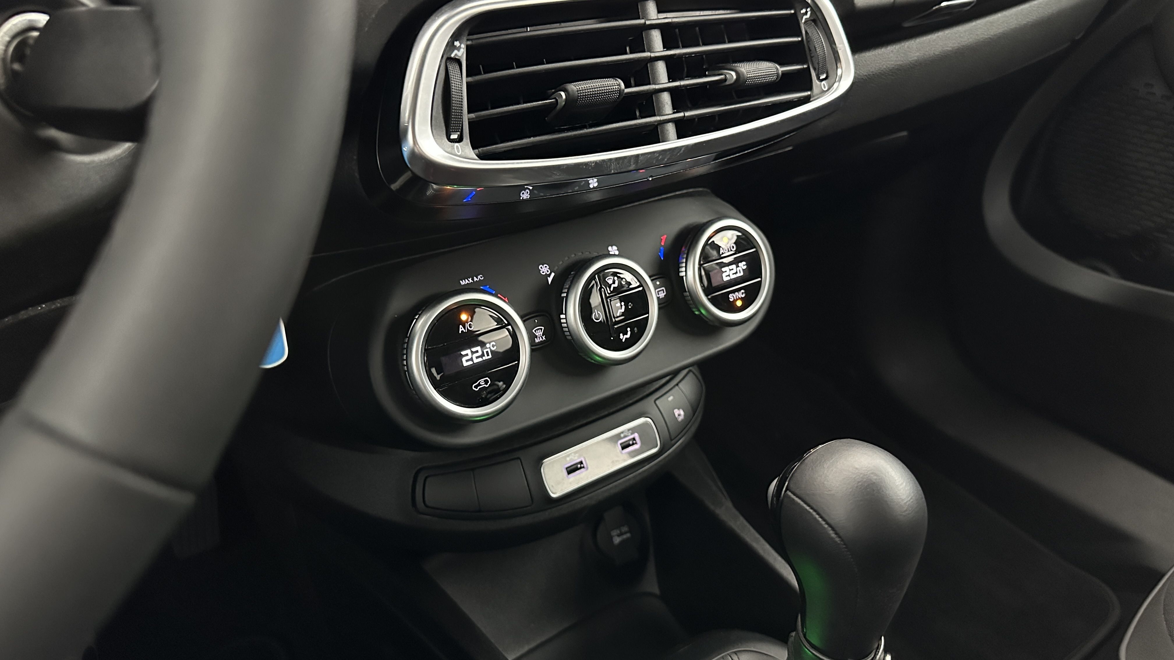 GLI00012220_p53 - FIAT - 500 X - 2023 - photo 19
