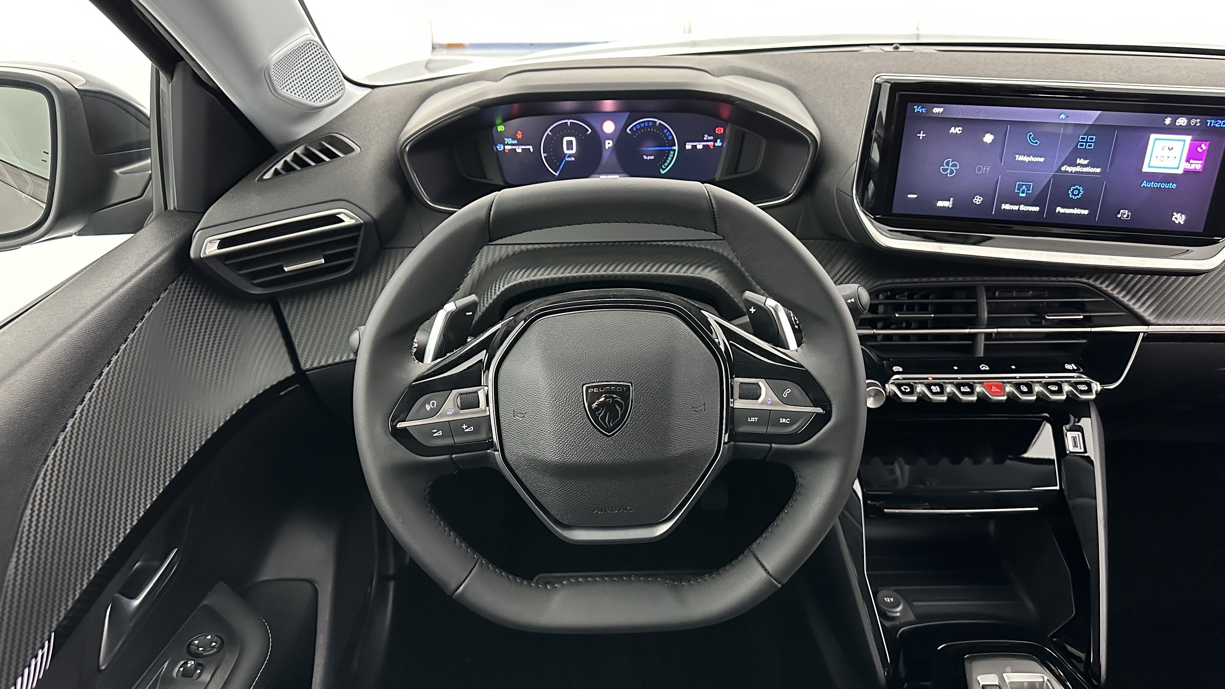 GLI00009592_p53 - PEUGEOT - 208 - 2025 - photo 13