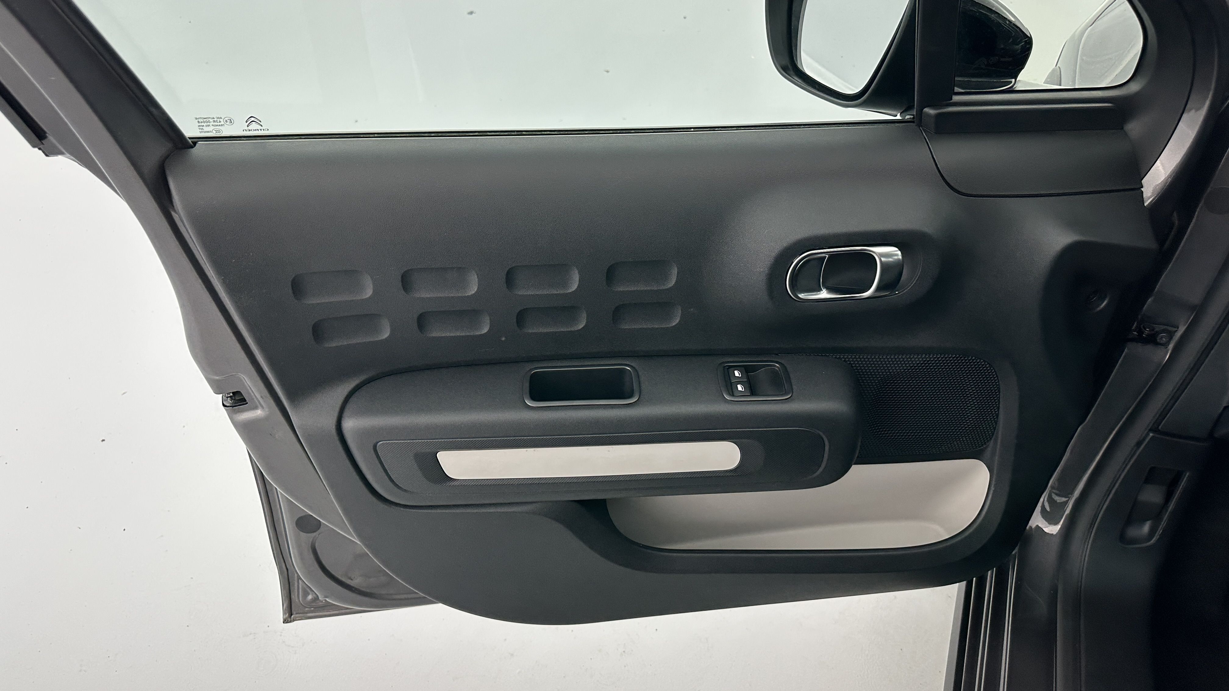 GLI00011680_p53 - CITROEN - C3 - 2024 - photo 12