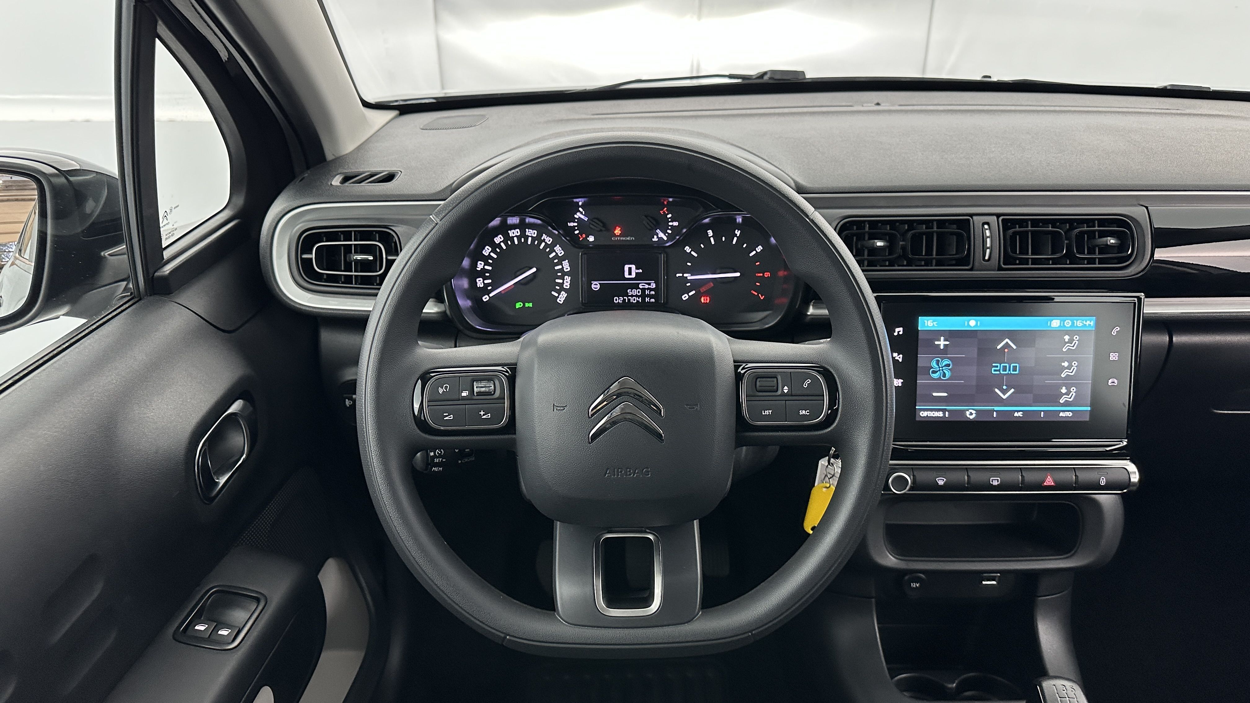 GLI00011680_p53 - CITROEN - C3 - 2024 - photo 13