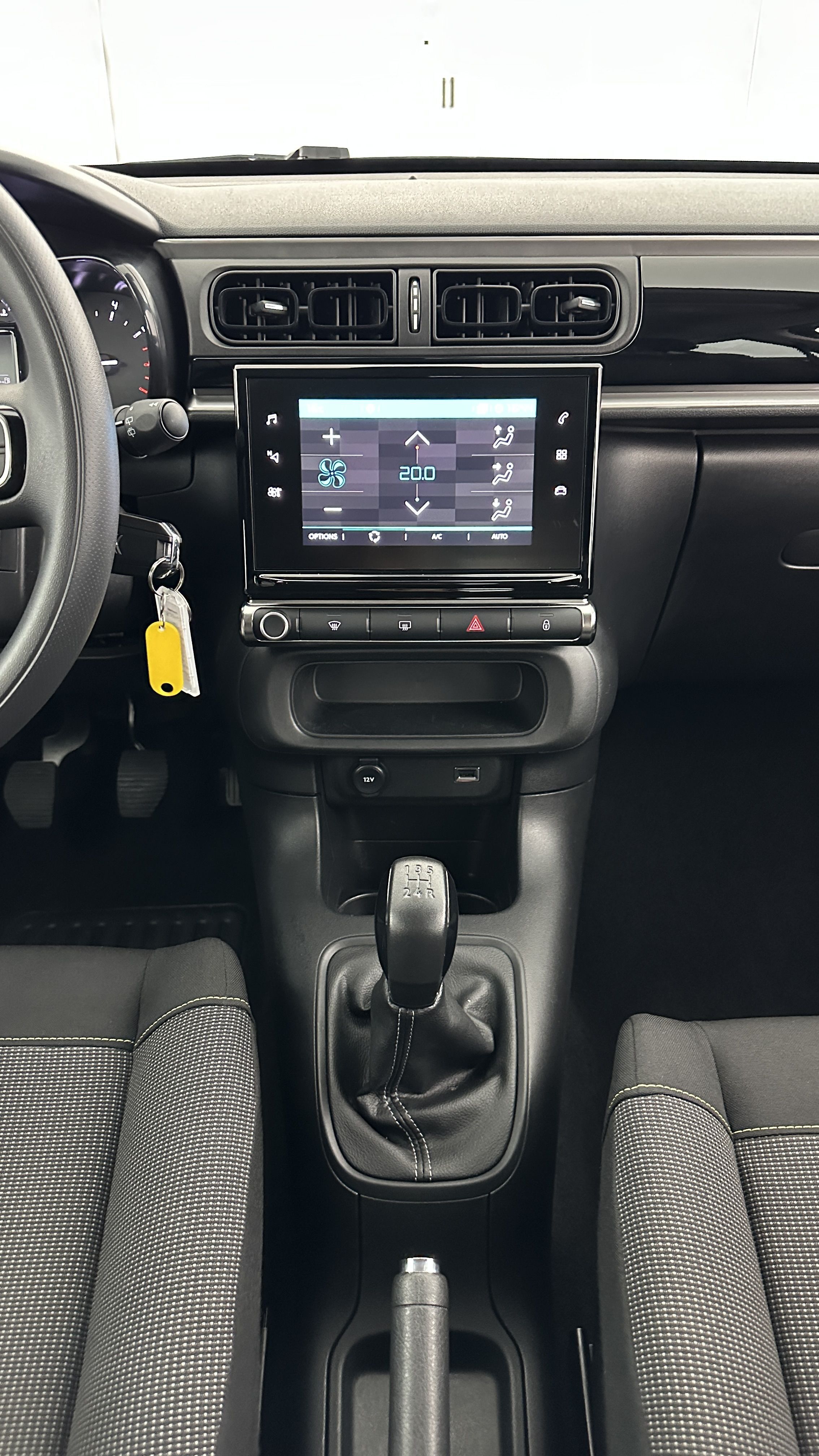 GLI00011680_p53 - CITROEN - C3 - 2024 - photo 15