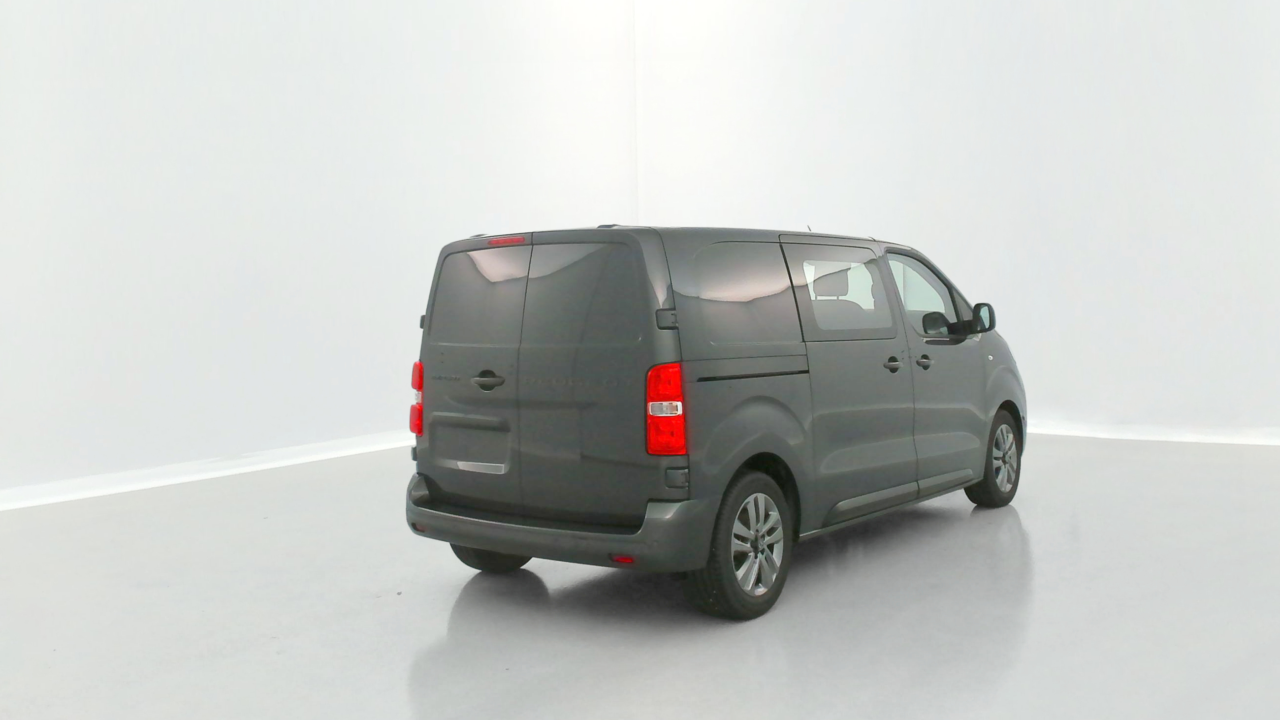 GLI00007636_p53 - PEUGEOT - EXPERT CA - 2025 - photo 21