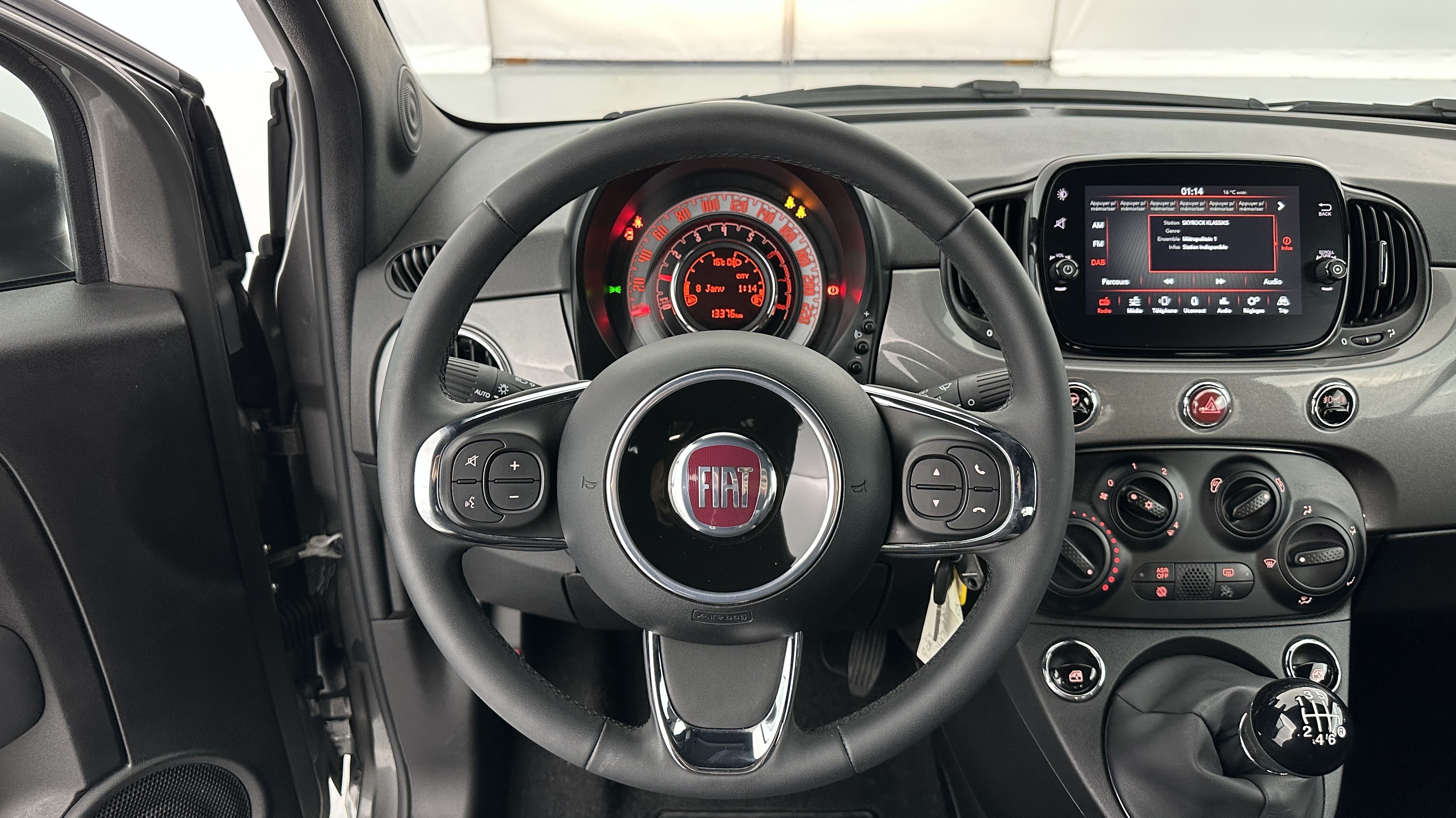 GLI00015757_p53 - FIAT - 500 - 2023 - photo 13