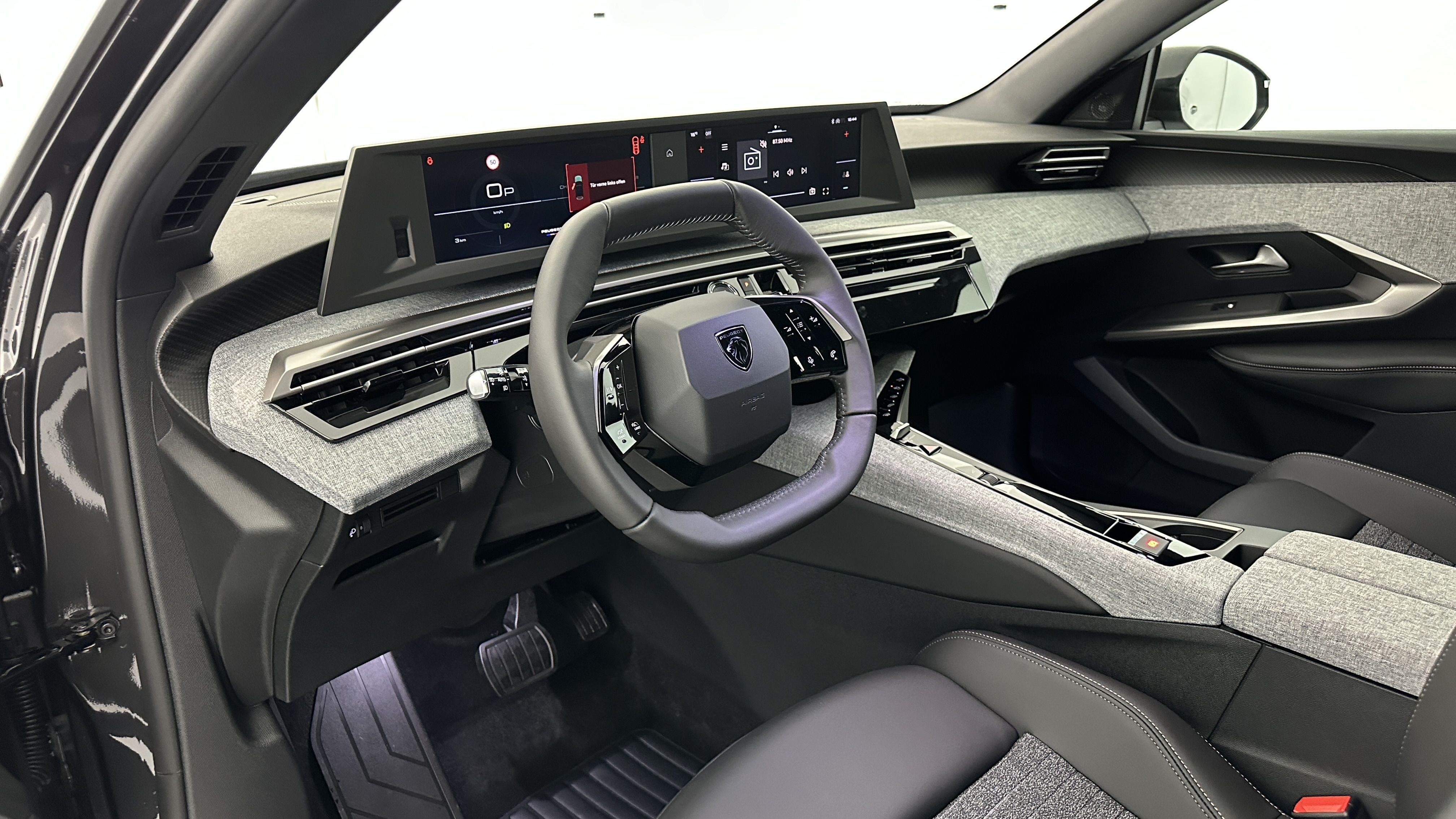 GLI00012572_p53 - PEUGEOT - 3008 - 2025 - photo 6