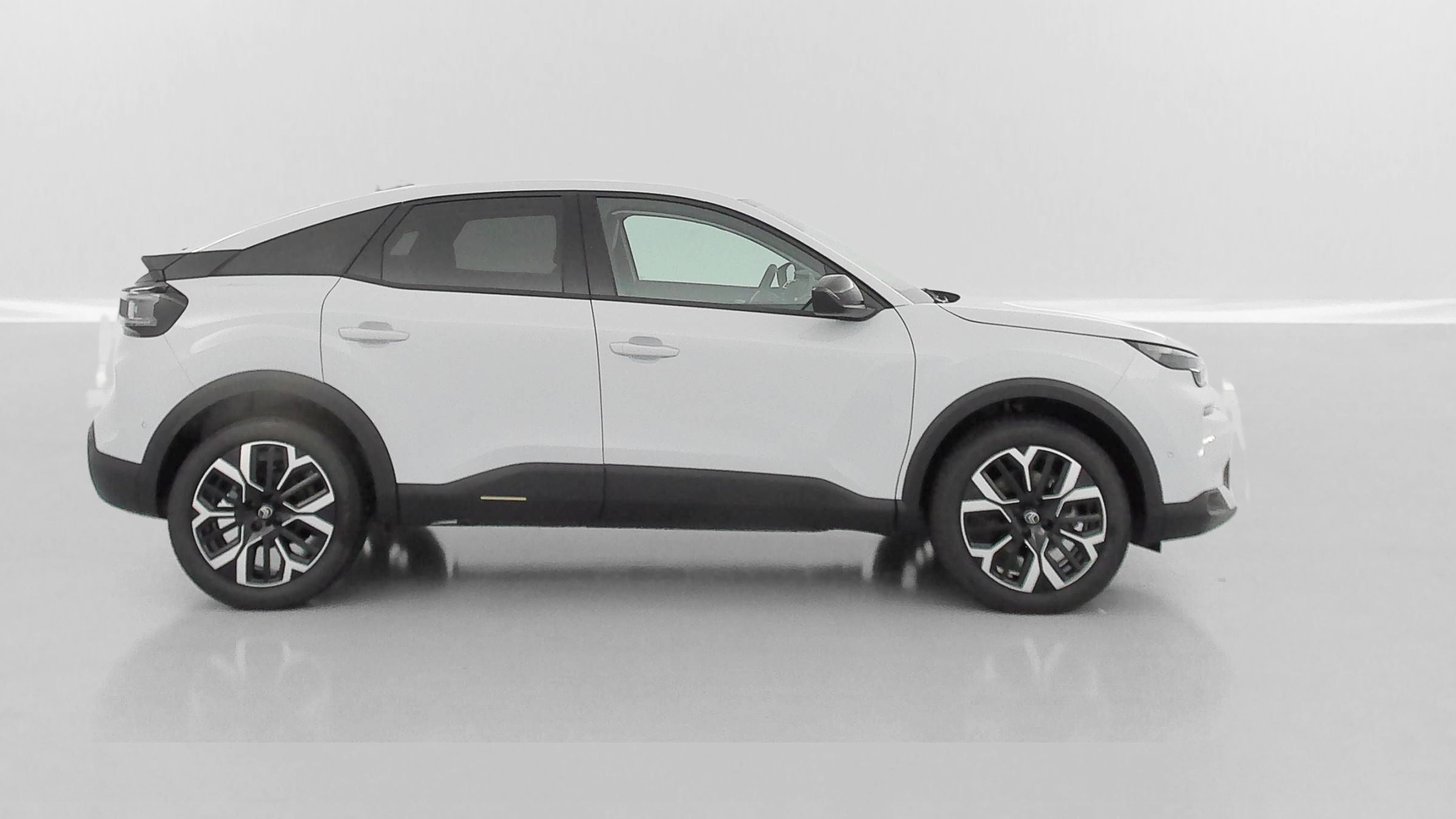 GLI00018727_p53 - CITROEN - C4 - 2025 - photo 25