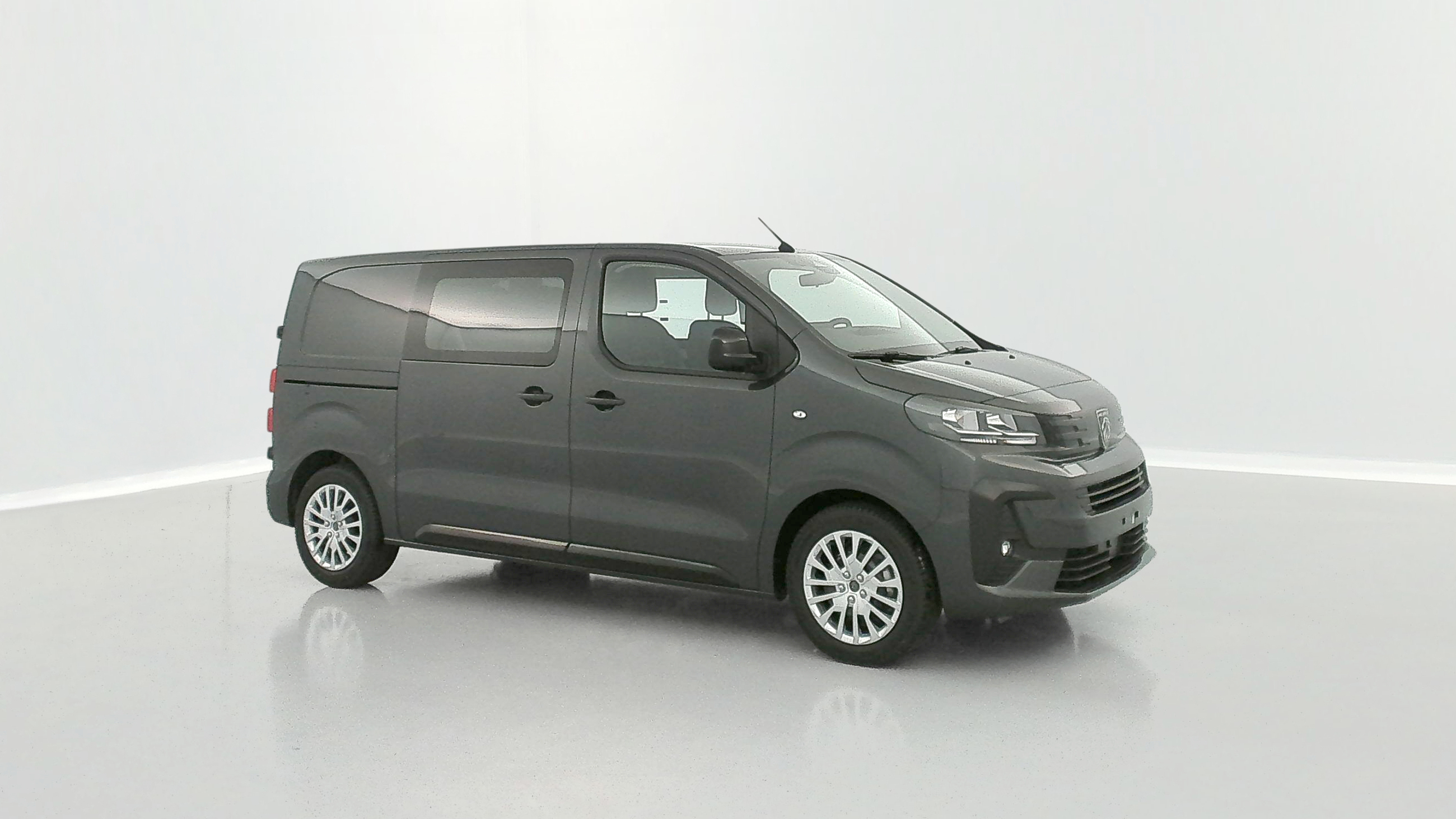 GLI00010252_p53 - PEUGEOT - EXPERT CA - 2025 - photo 22