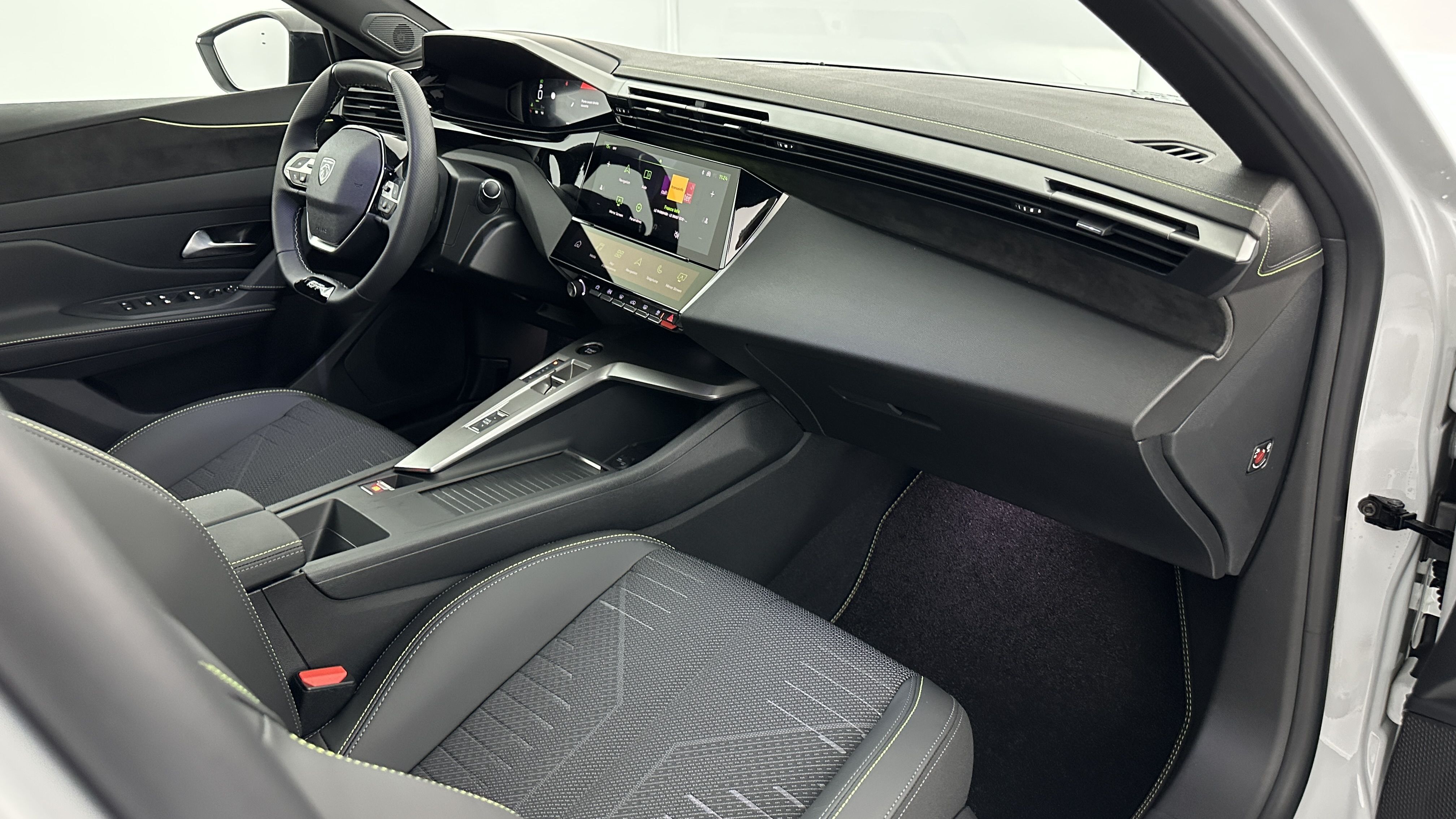 GLI00010349_p53 - PEUGEOT - 308 - 2026 - photo 8