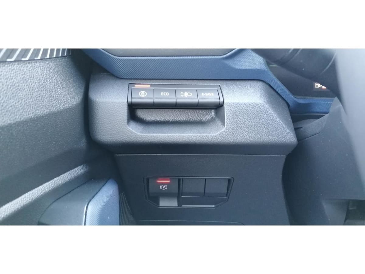 379031_p2 - DACIA - DUSTER - 2025 - photo 10