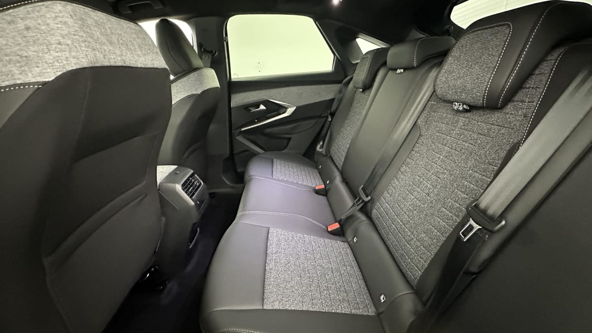 377256_p2 - PEUGEOT - 3008 - 2026 - photo 9