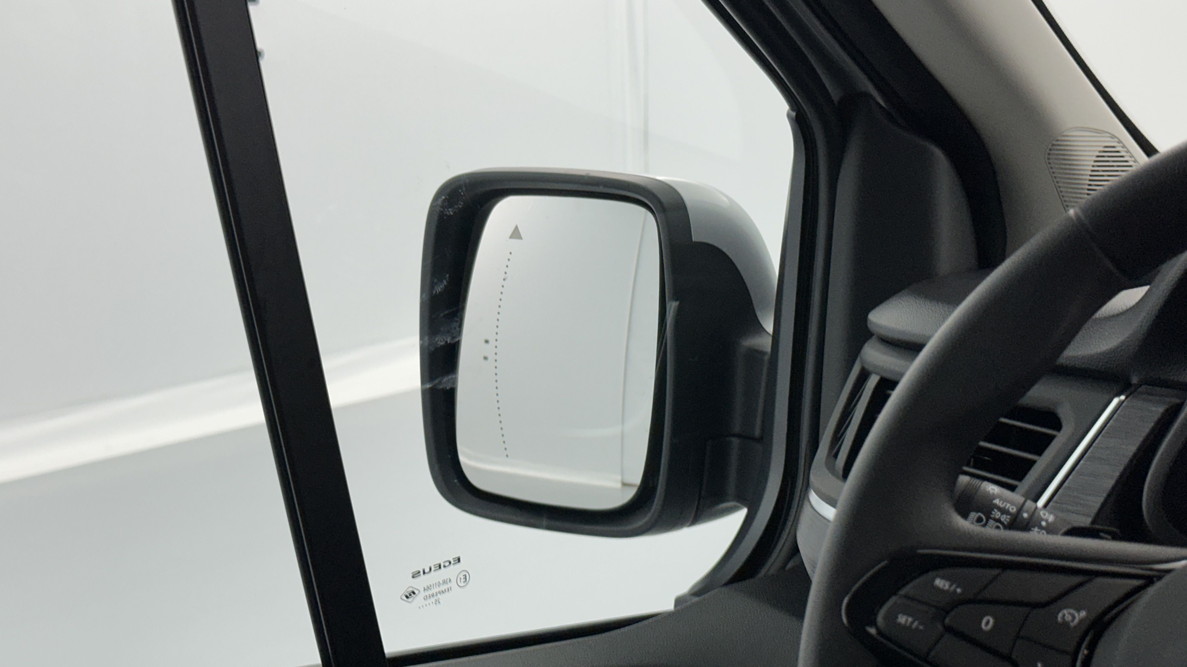 GLI00007186_p53 - RENAULT TRUCKS - TRAFIC CA - 2025 - photo 17