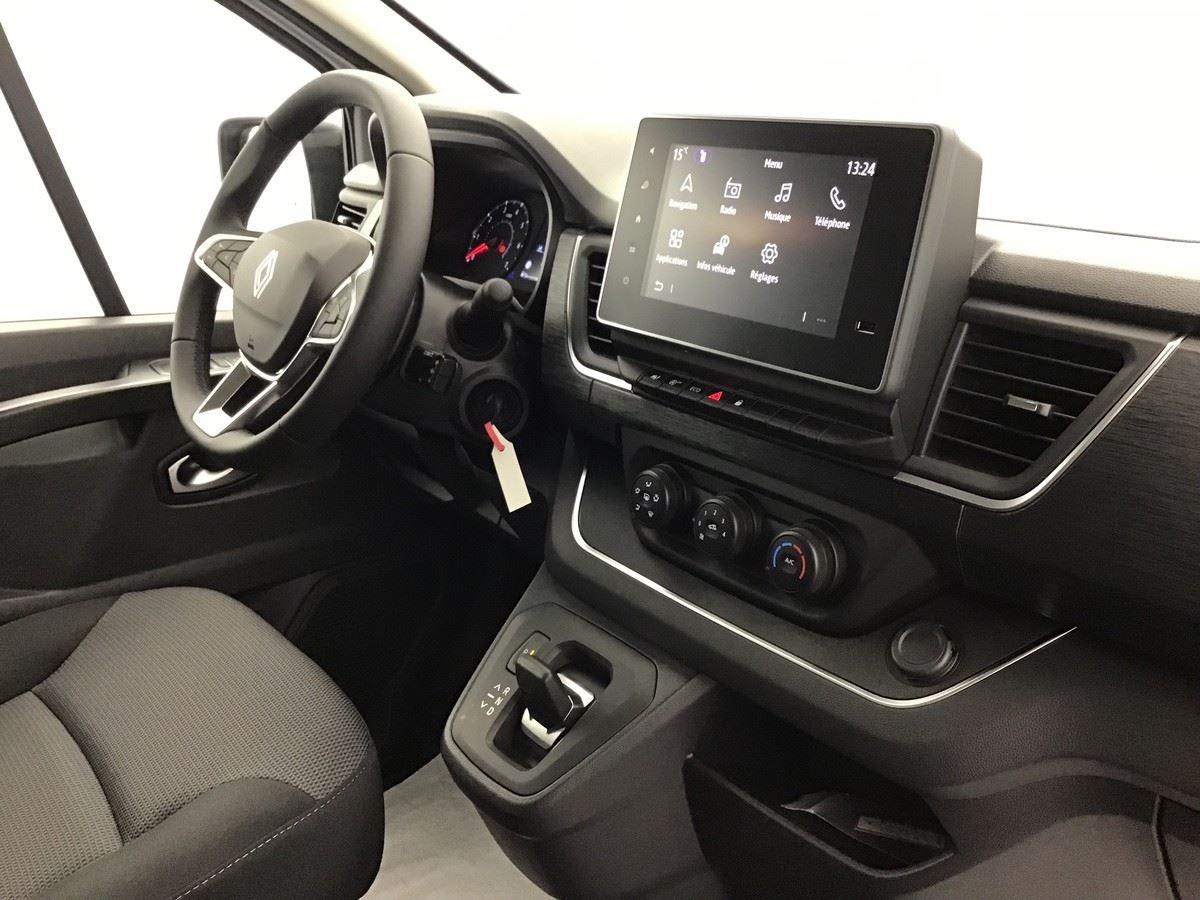 380937_p2 - RENAULT - TRAFIC - 2026 - photo 8