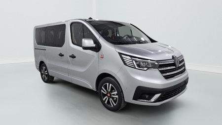 384207_p2 - RENAULT - TRAFIC - 2026