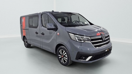 384230_p2 - RENAULT - TRAFIC - 2026