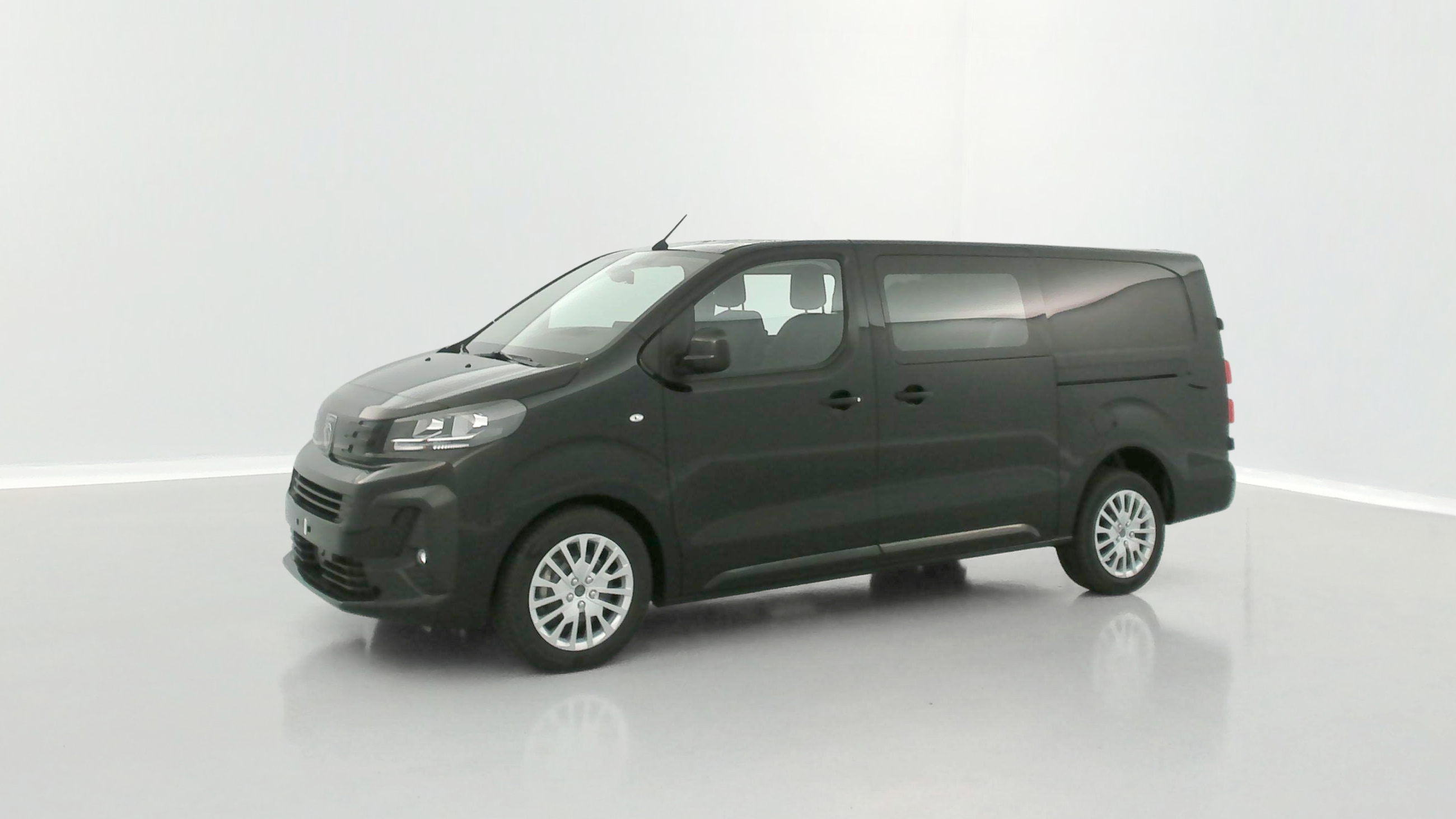 GLI00010633_p53 - PEUGEOT - EXPERT CA - 2025 - photo 20