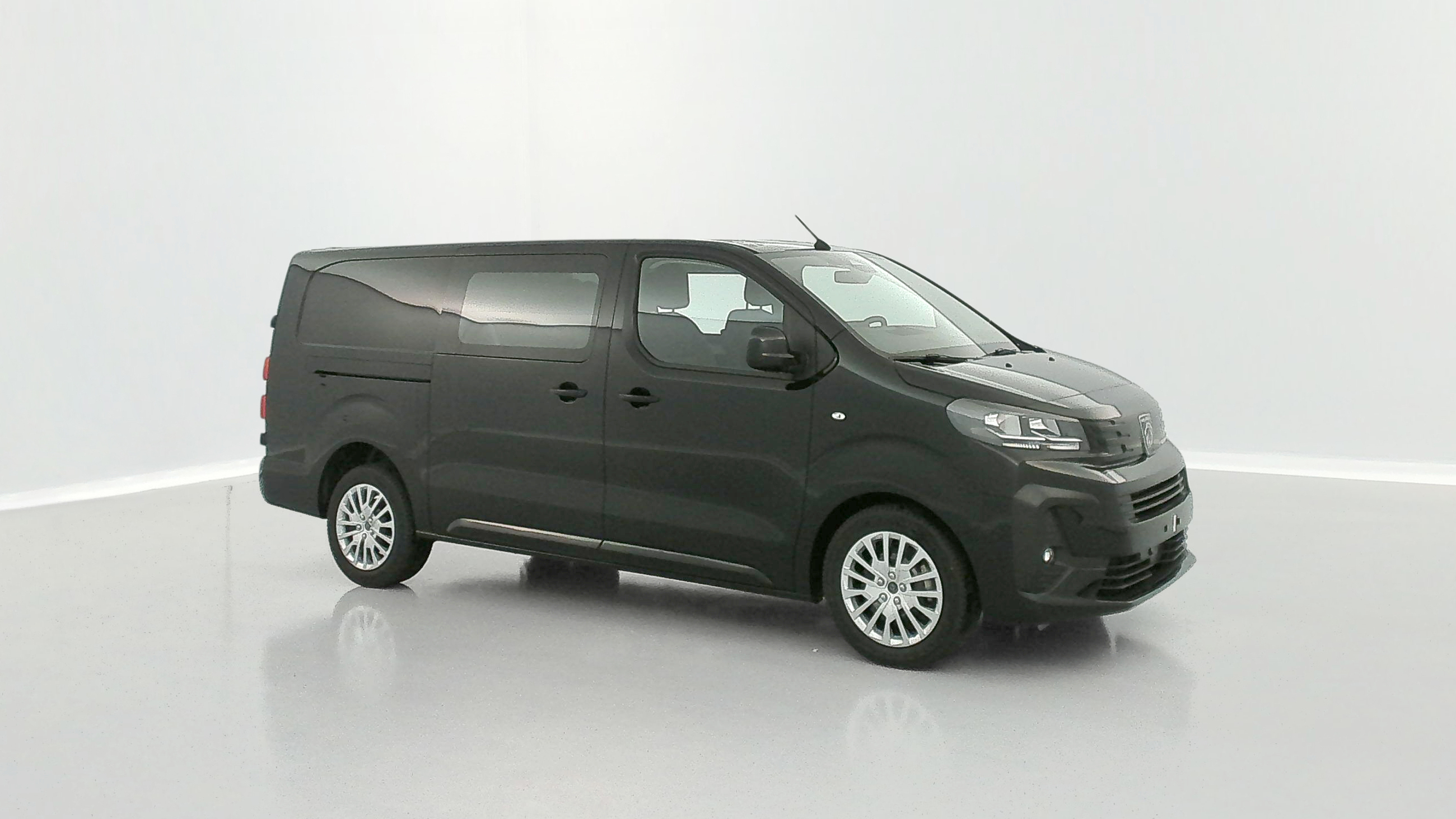 GLI00010633_p53 - PEUGEOT - EXPERT CA - 2025 - photo 23