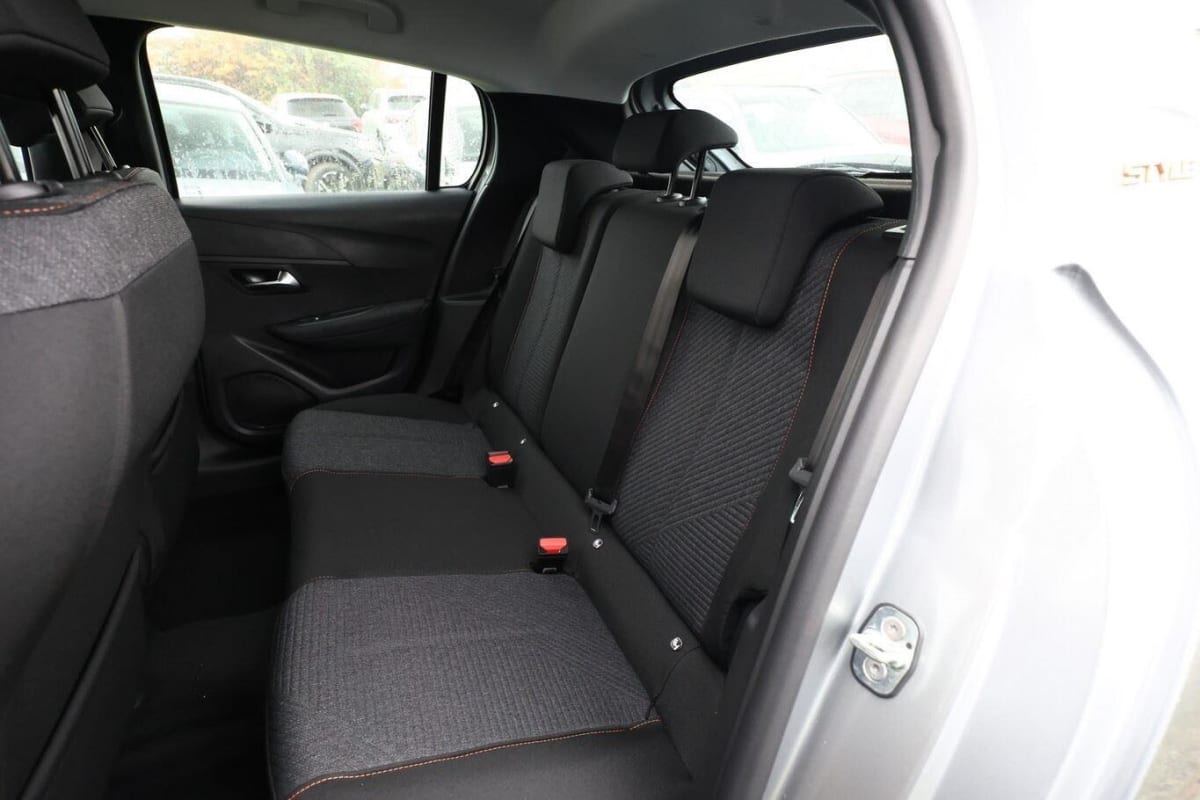 380019_p2 - PEUGEOT - 208 - 2026 - photo 9