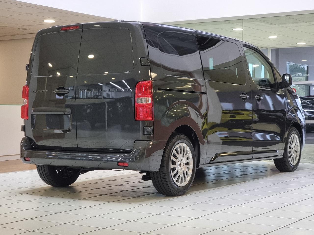 0679-0002820_p68 - PEUGEOT - EXPERT - 2025 - photo 2