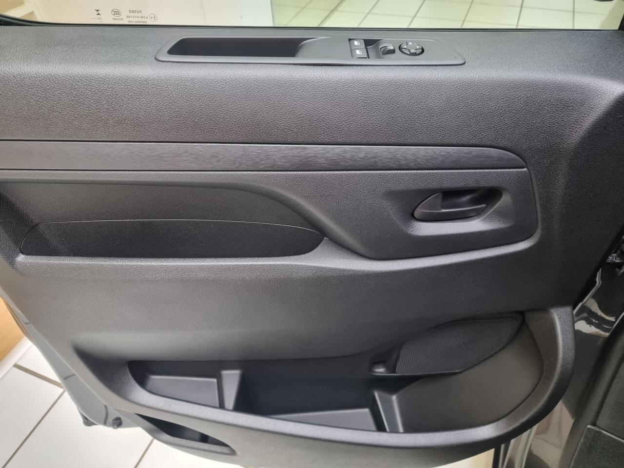 0679-0002820_p68 - PEUGEOT - EXPERT - 2025 - photo 19