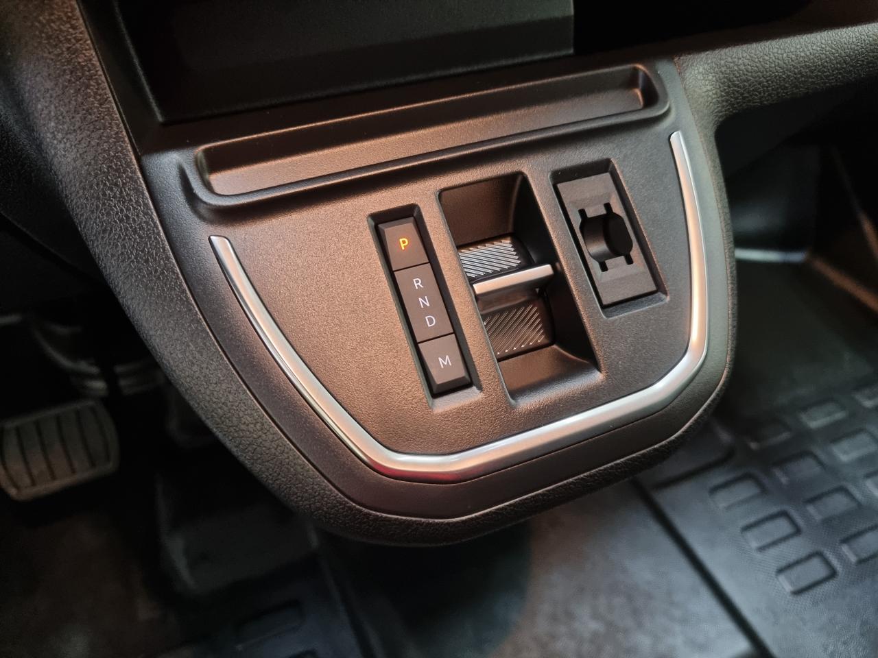 0679-0002820_p68 - PEUGEOT - EXPERT - 2025 - photo 20