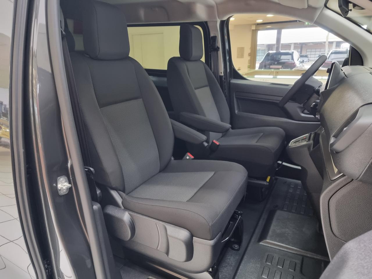 0679-0002890_p68 - CITROEN - JUMPY - 2025 - photo 10