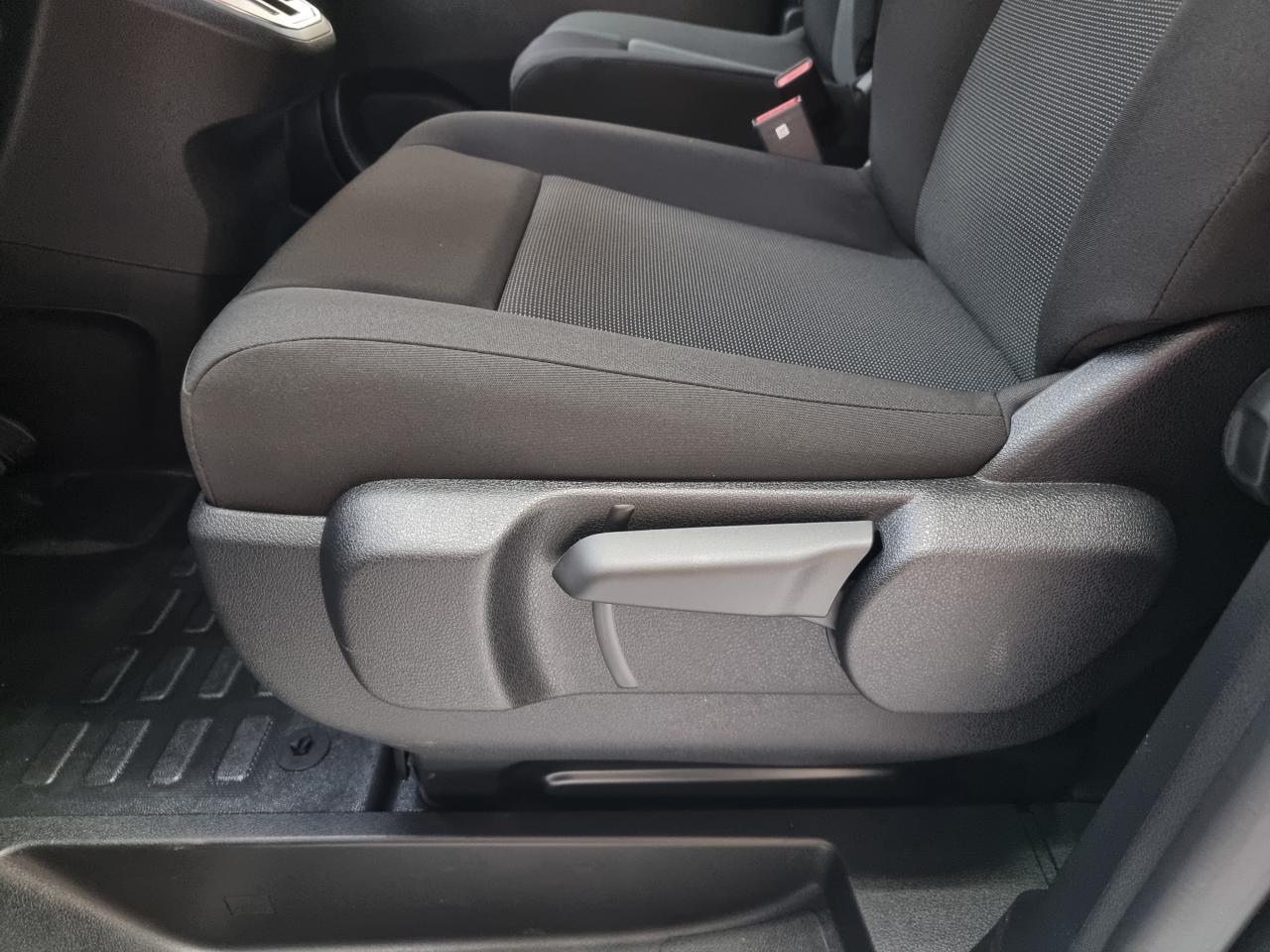 0679-0002890_p68 - CITROEN - JUMPY - 2025 - photo 16