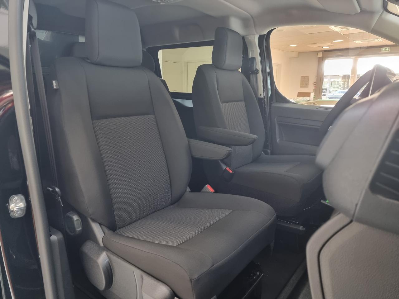 0679-0002934_p68 - CITROEN - JUMPY - 2025 - photo 12