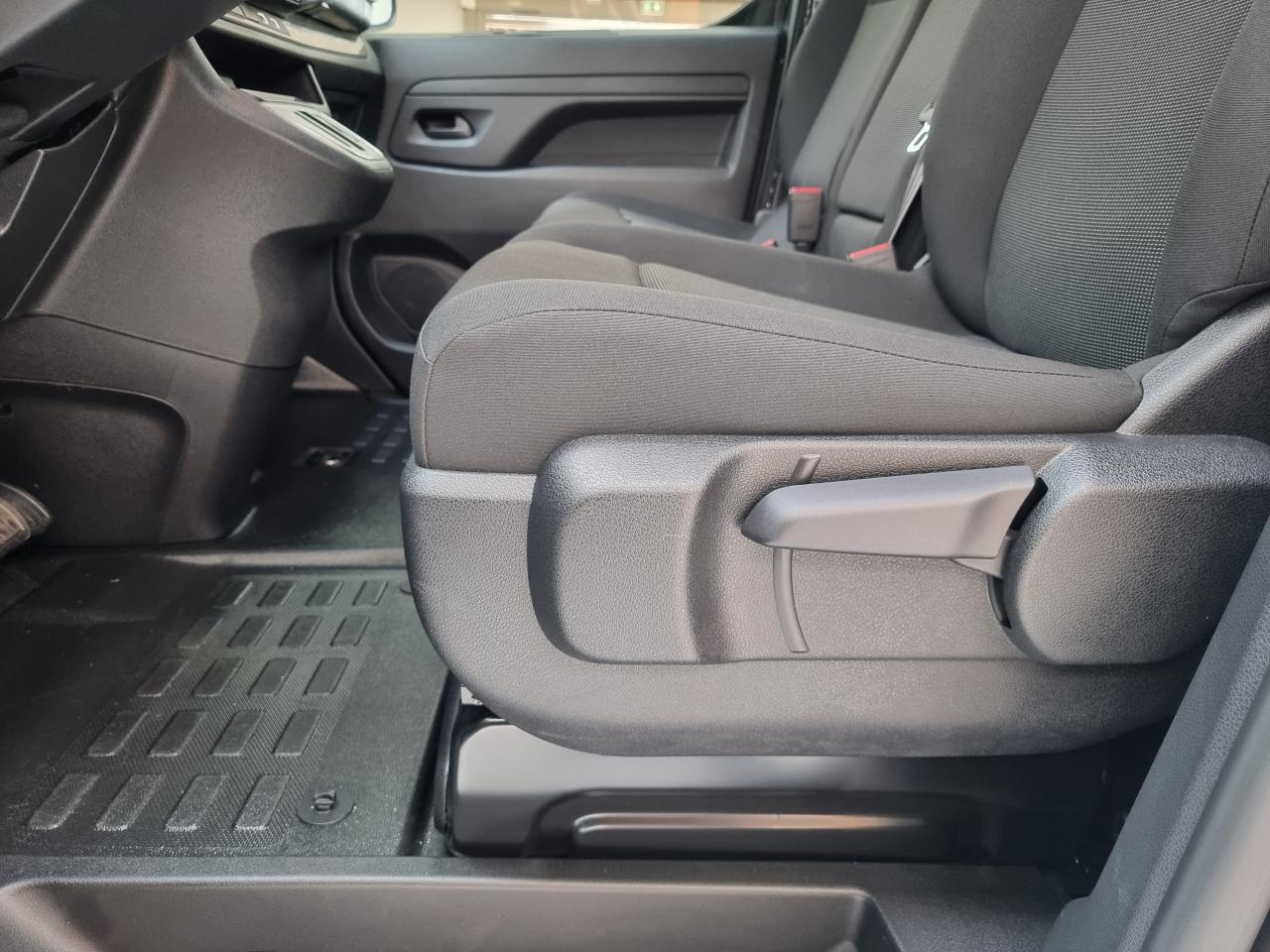 0679-0003000_p68 - CITROEN - JUMPY - 2025 - photo 17