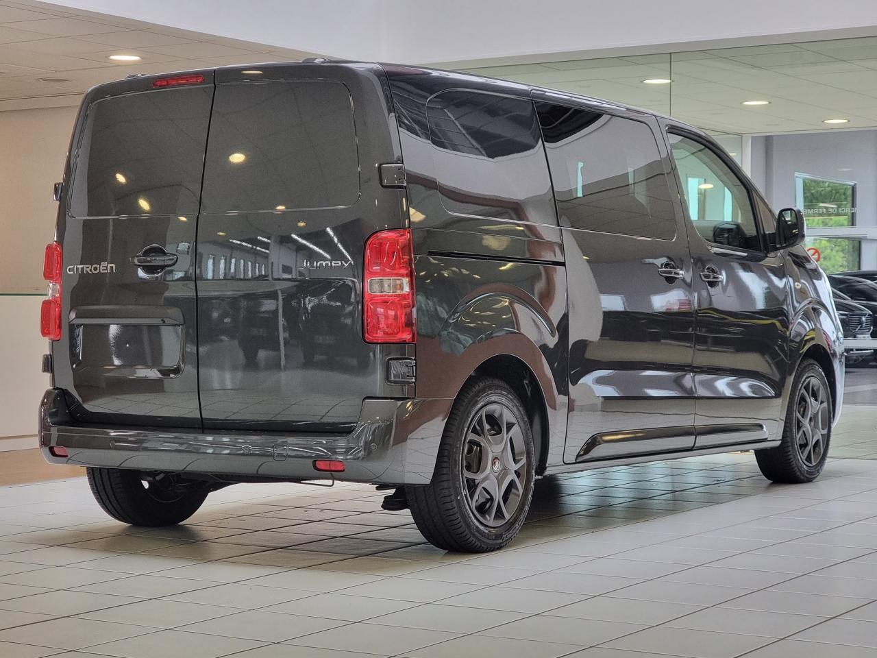 0679-0003005_p68 - CITROEN - JUMPY - 2025 - photo 2
