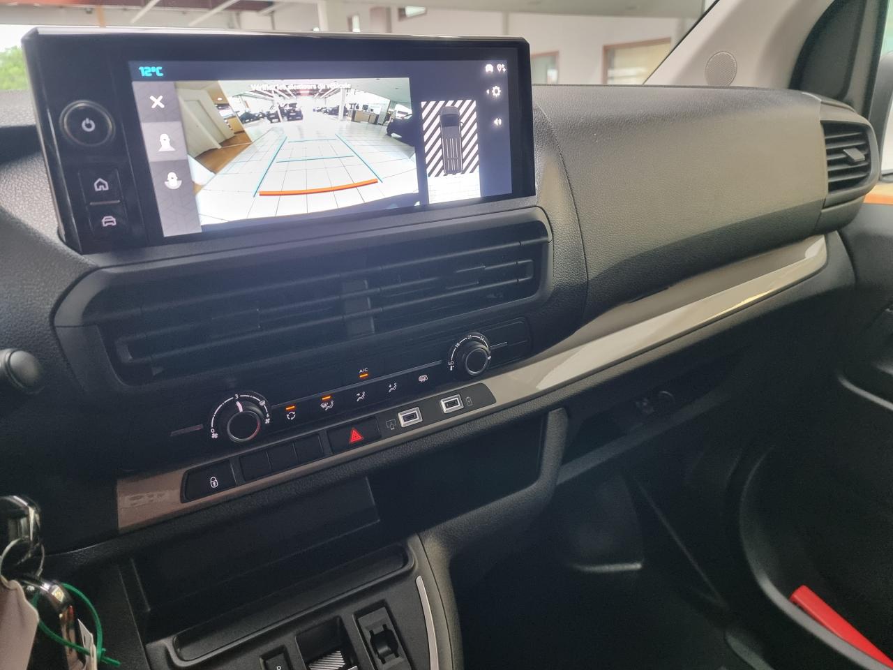 0679-0003005_p68 - CITROEN - JUMPY - 2025 - photo 21