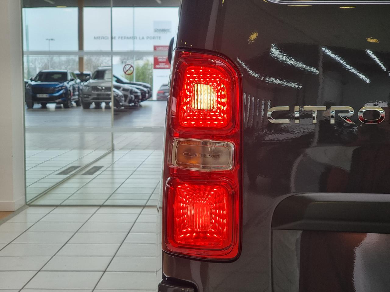 0679-0003005_p68 - CITROEN - JUMPY - 2025 - photo 9