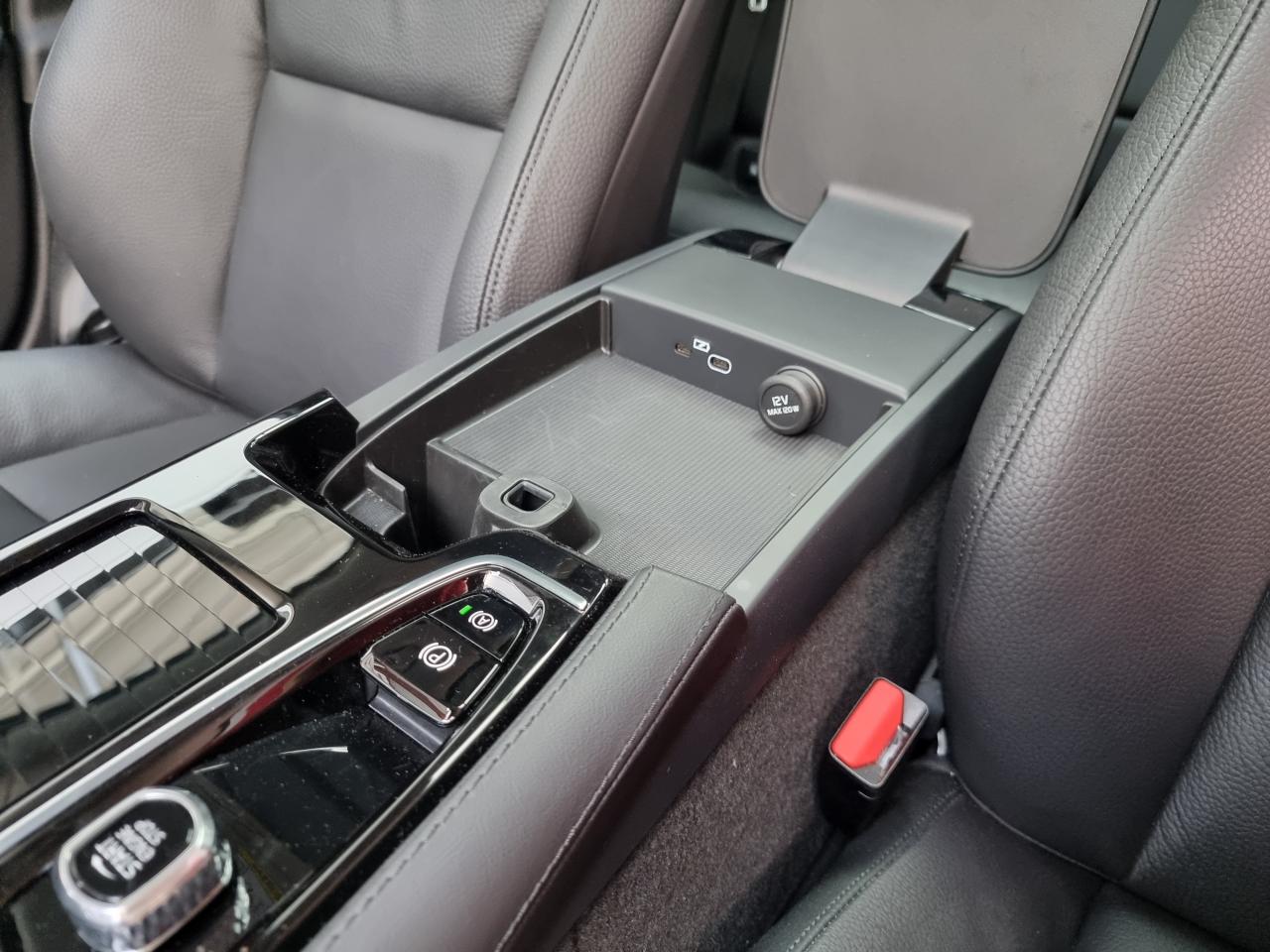 0679-0003031_p68 - VOLVO - V 60 - 2024 - photo 21