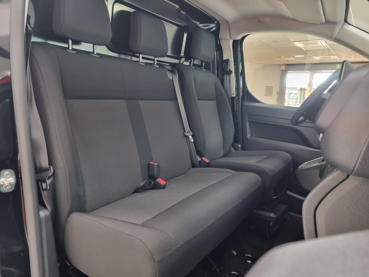 0679-0003193_p68 - CITROEN - JUMPY - 2025 - photo 12