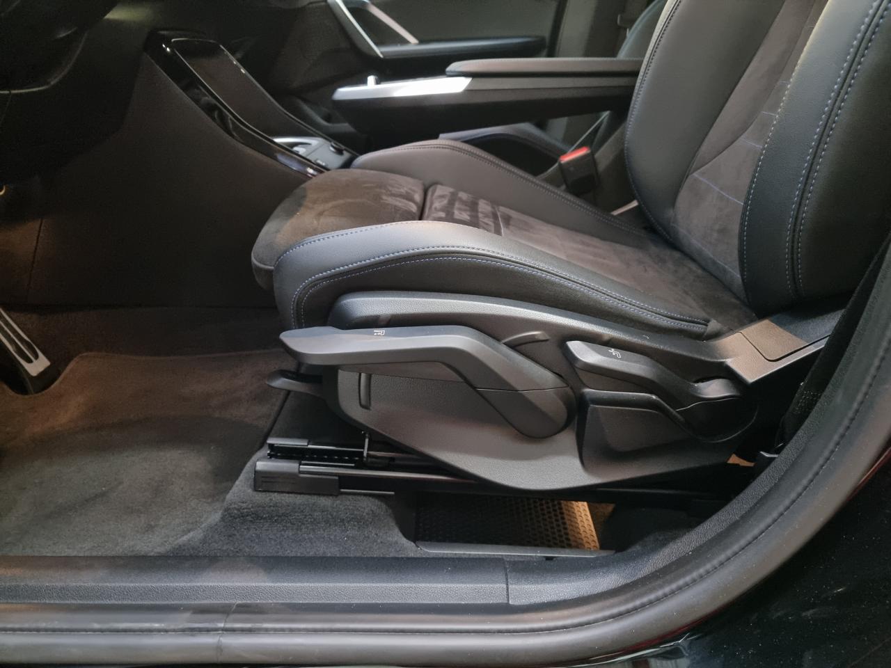 0679-0003286_p68 - BMW - X1 - 2025 - photo 17