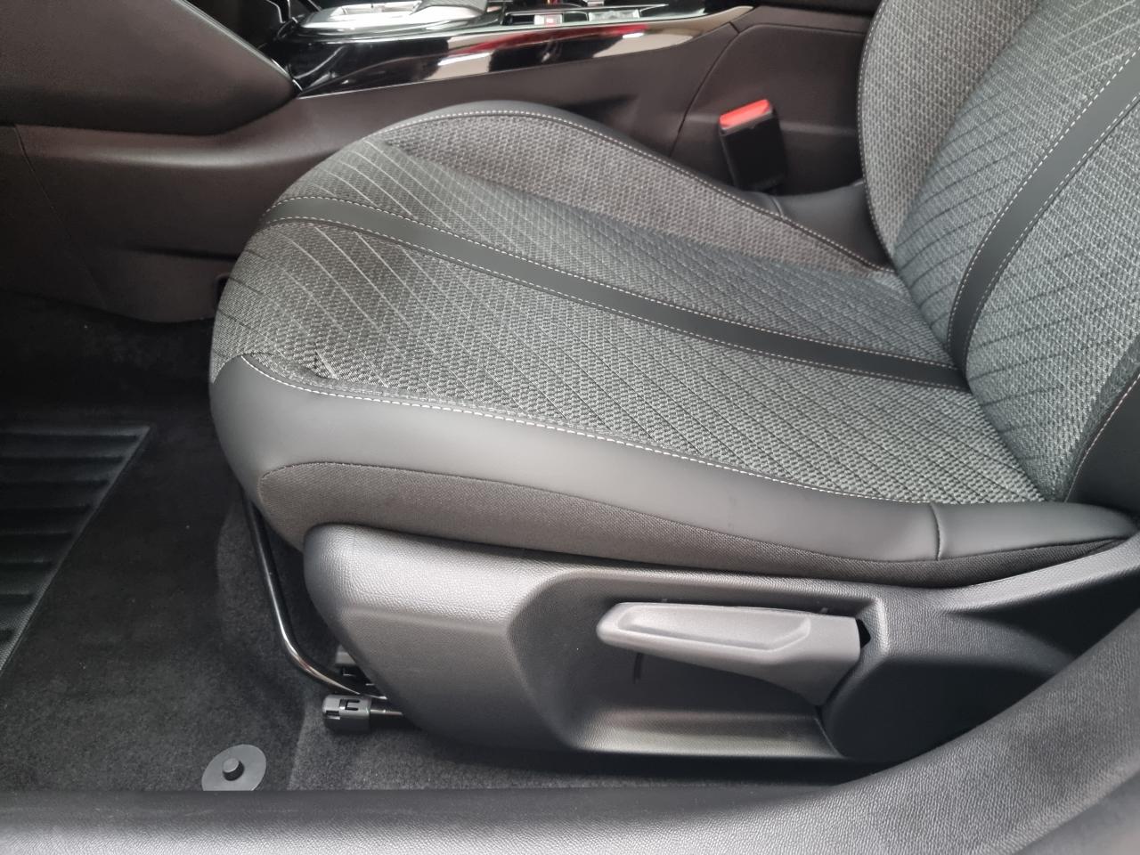 0679-0003332_p68 - PEUGEOT - 208 - 2026 - photo 14